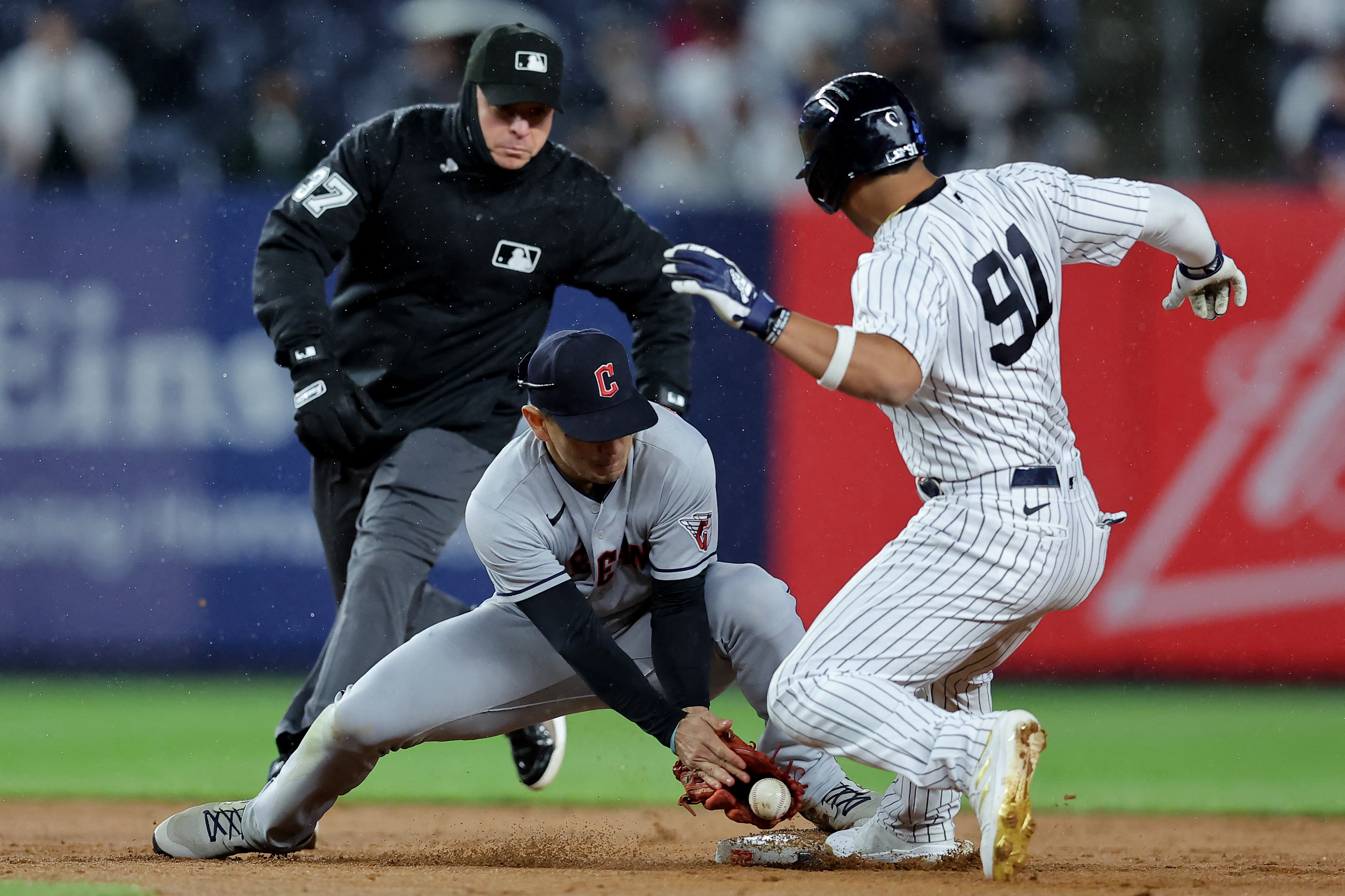 Jose Trevino, Yankees walk off in 10th to beat Guardians