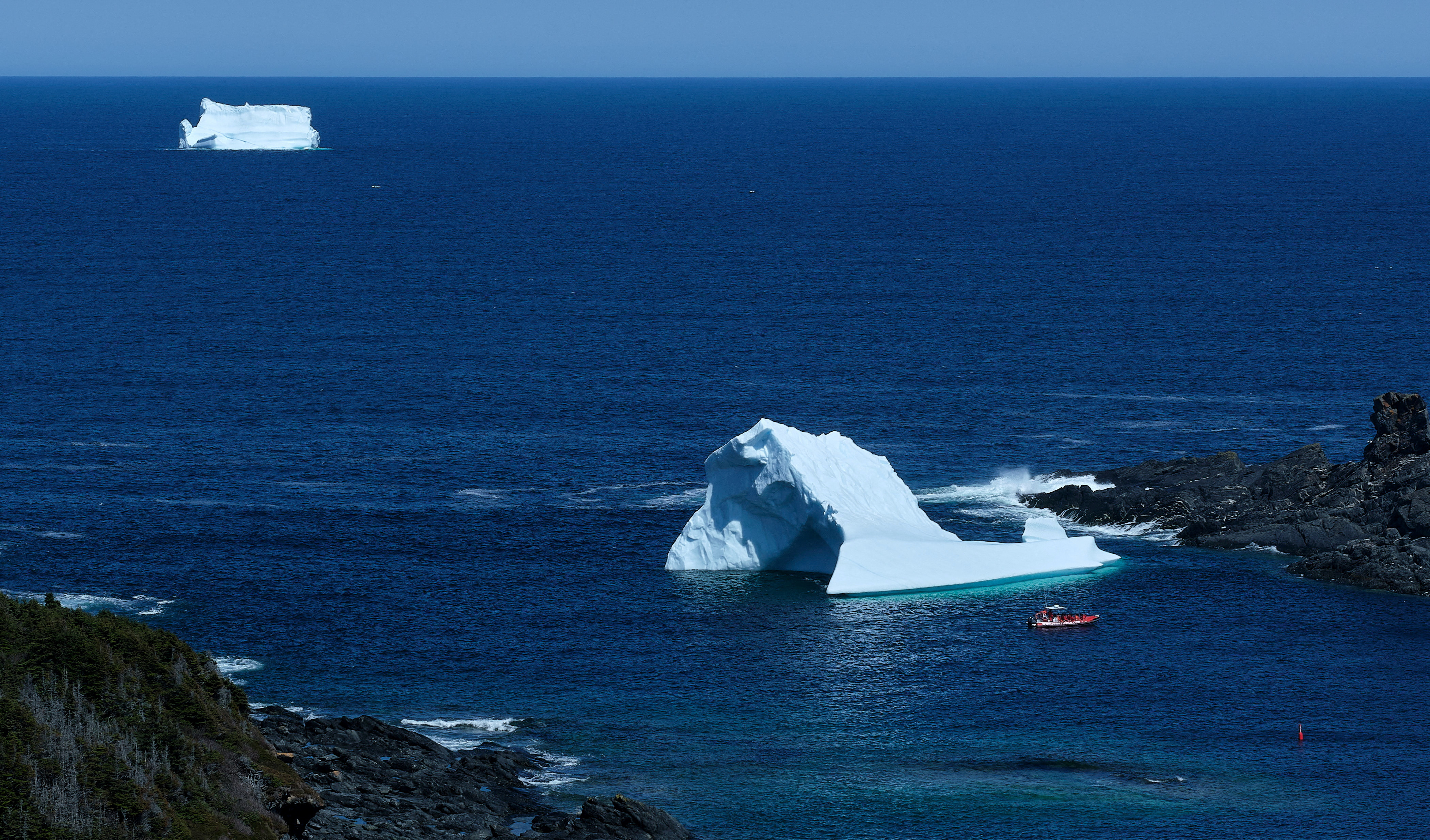 Giant icebergs drift past Canada's Iceberg Alley - May 28, 2024