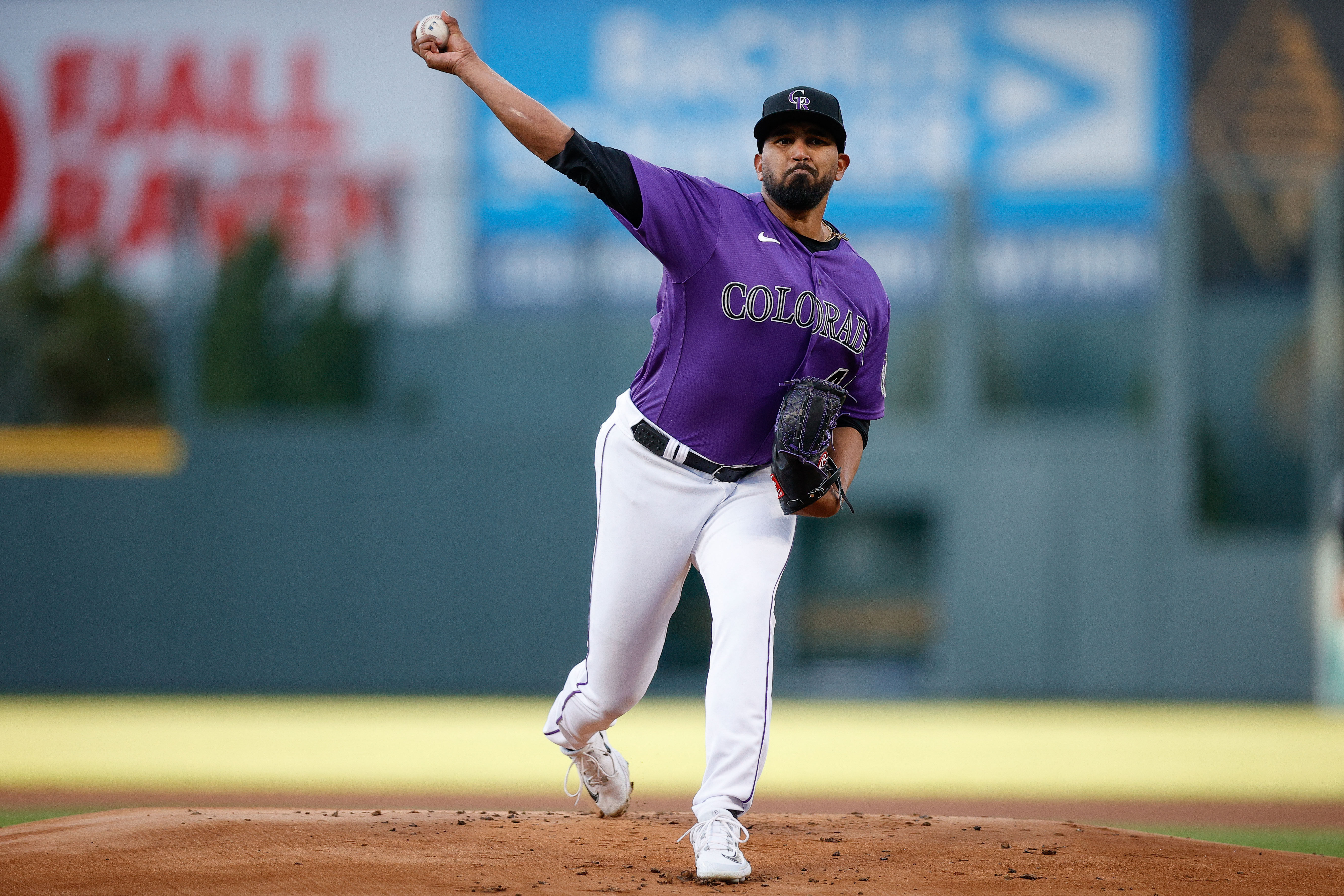 Rockies use balanced effort to fend off scuffling Cardinals