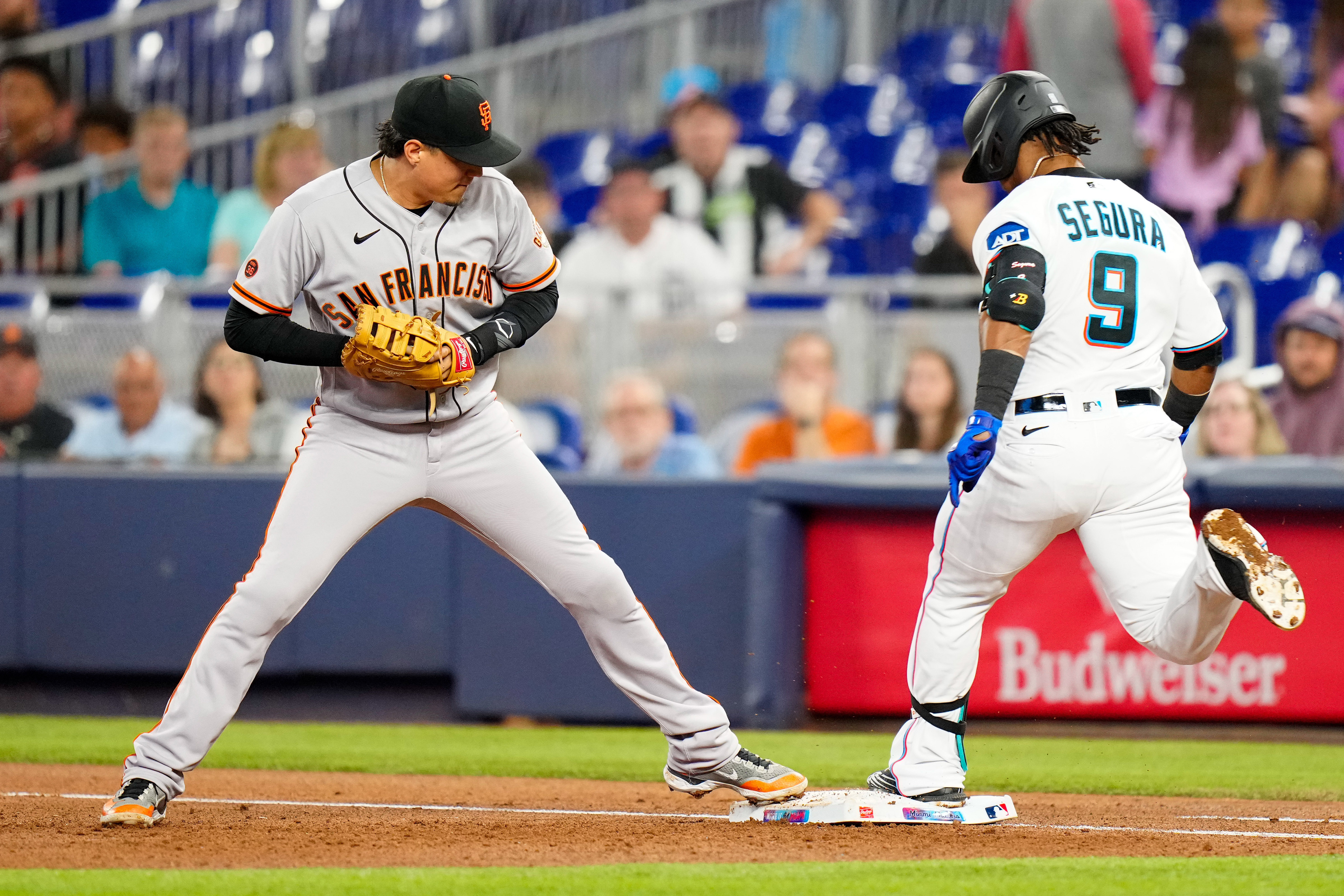 In a pinch, Jorge Soler lifts Marlins over Giants