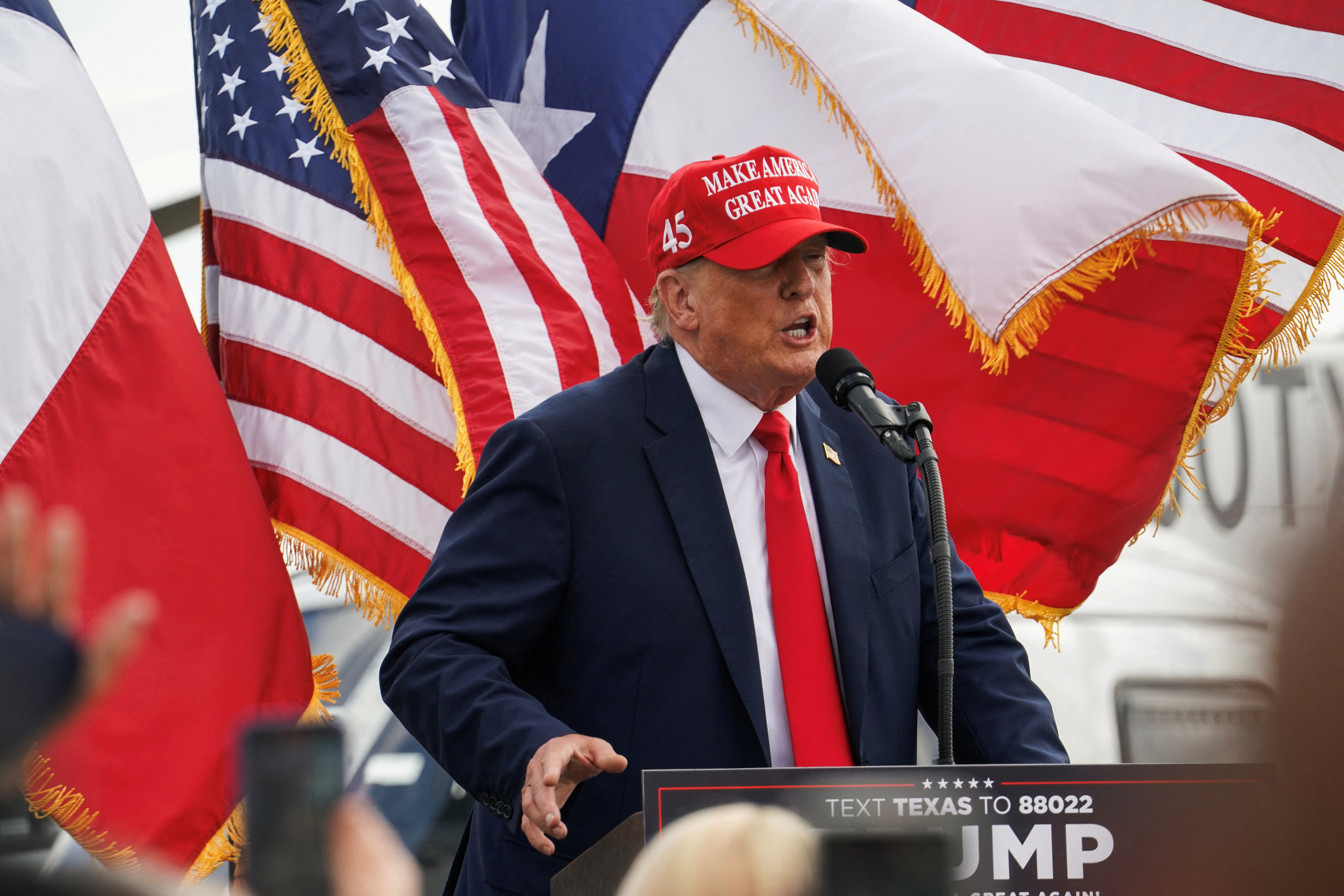 Trump visits the southern border with Texas Governor Abbott in Edinburg, TX