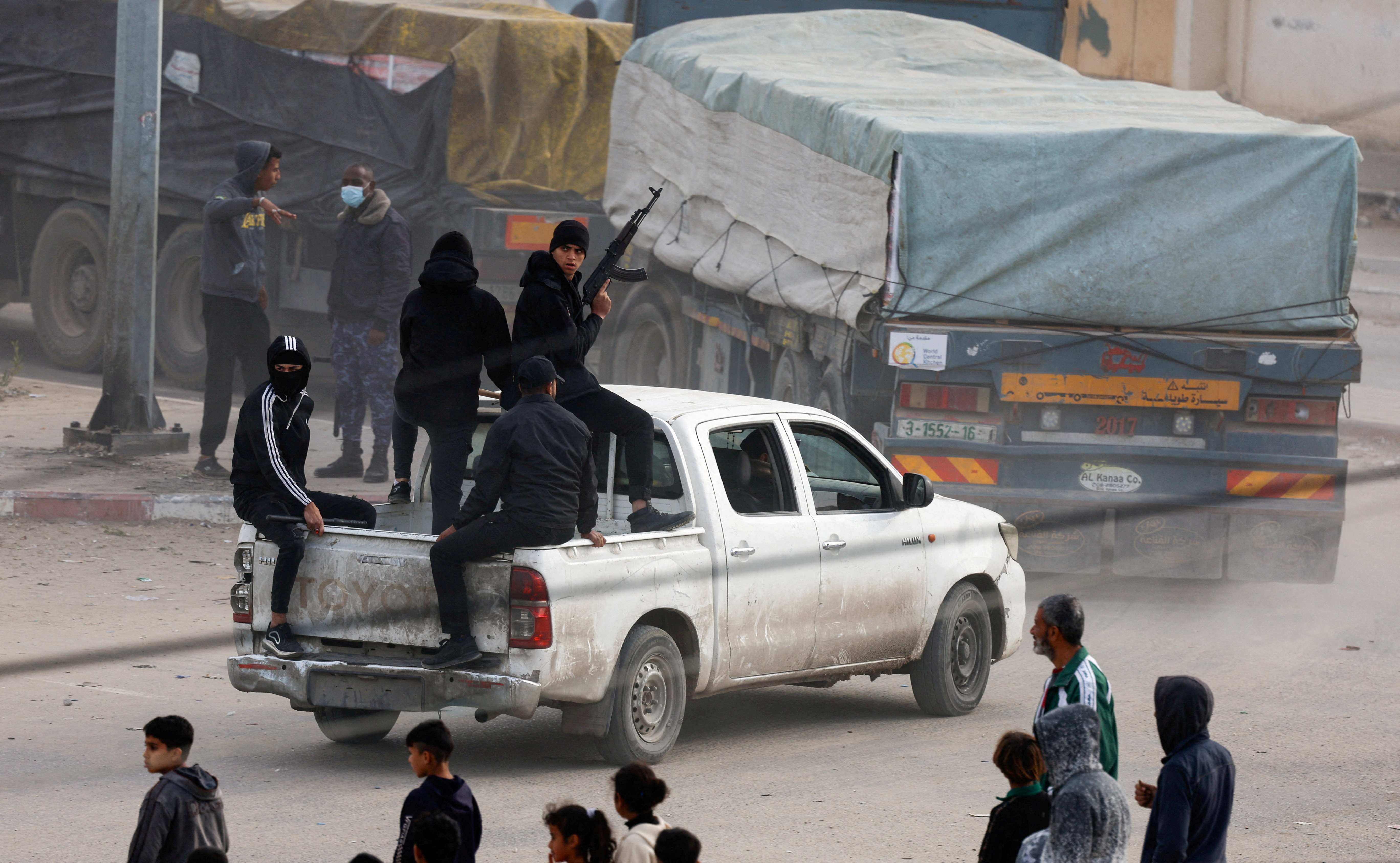 Trucks carrying aid arrive in Rafah