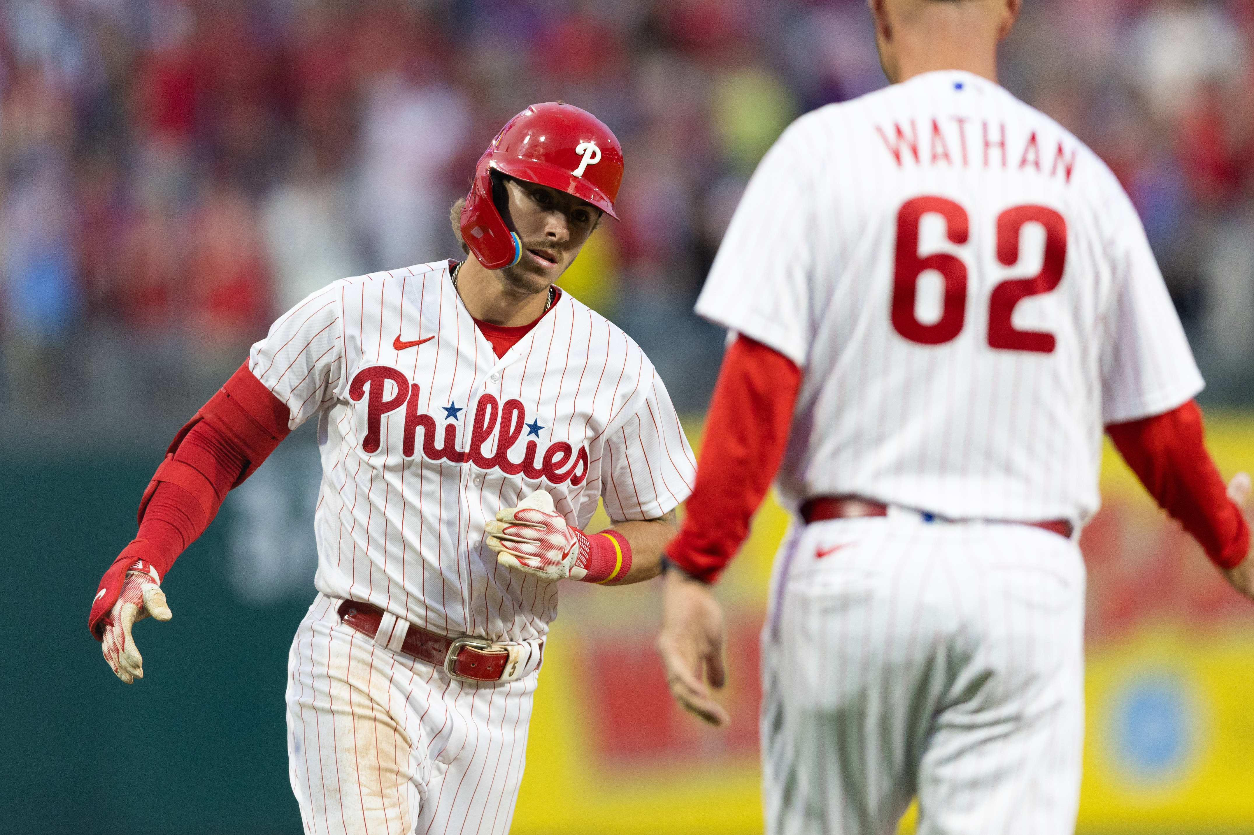 Lourdes Gurriel Jr. goes 4-for-4 as D-backs down Phillies