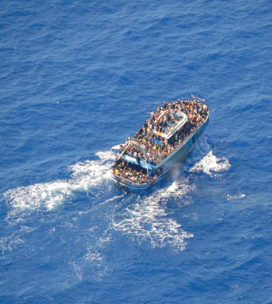 Greece migrant tragedy: coastguard rope capsized boat, survivor ...