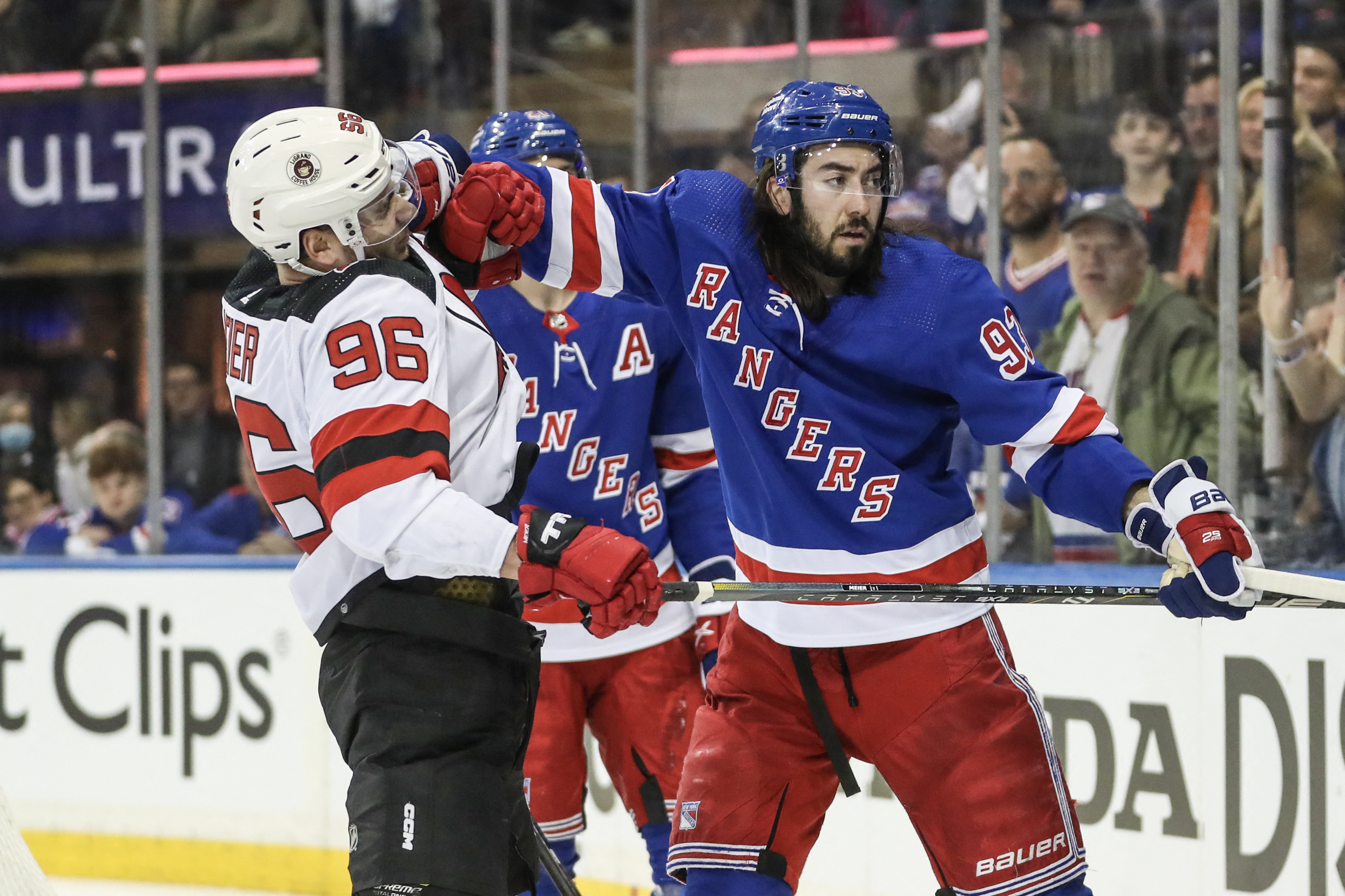 Dougie Hamilton scores in OT as Devils clip Rangers