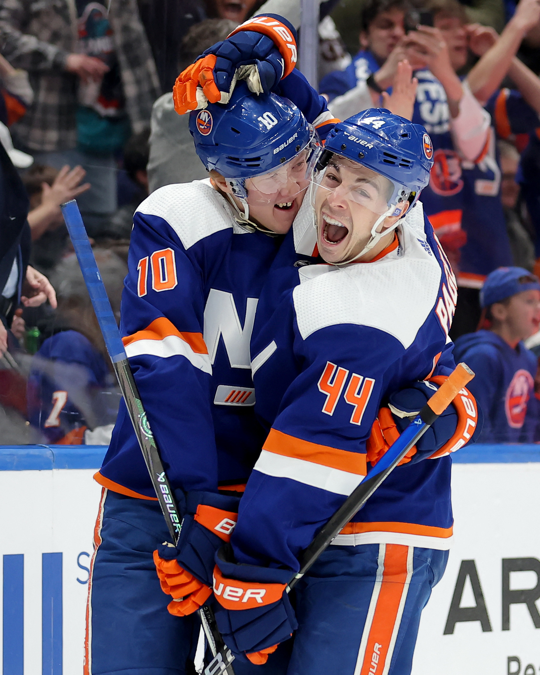 Simon Holmstrom's short-handed goal helps Islanders beat Oilers | Reuters