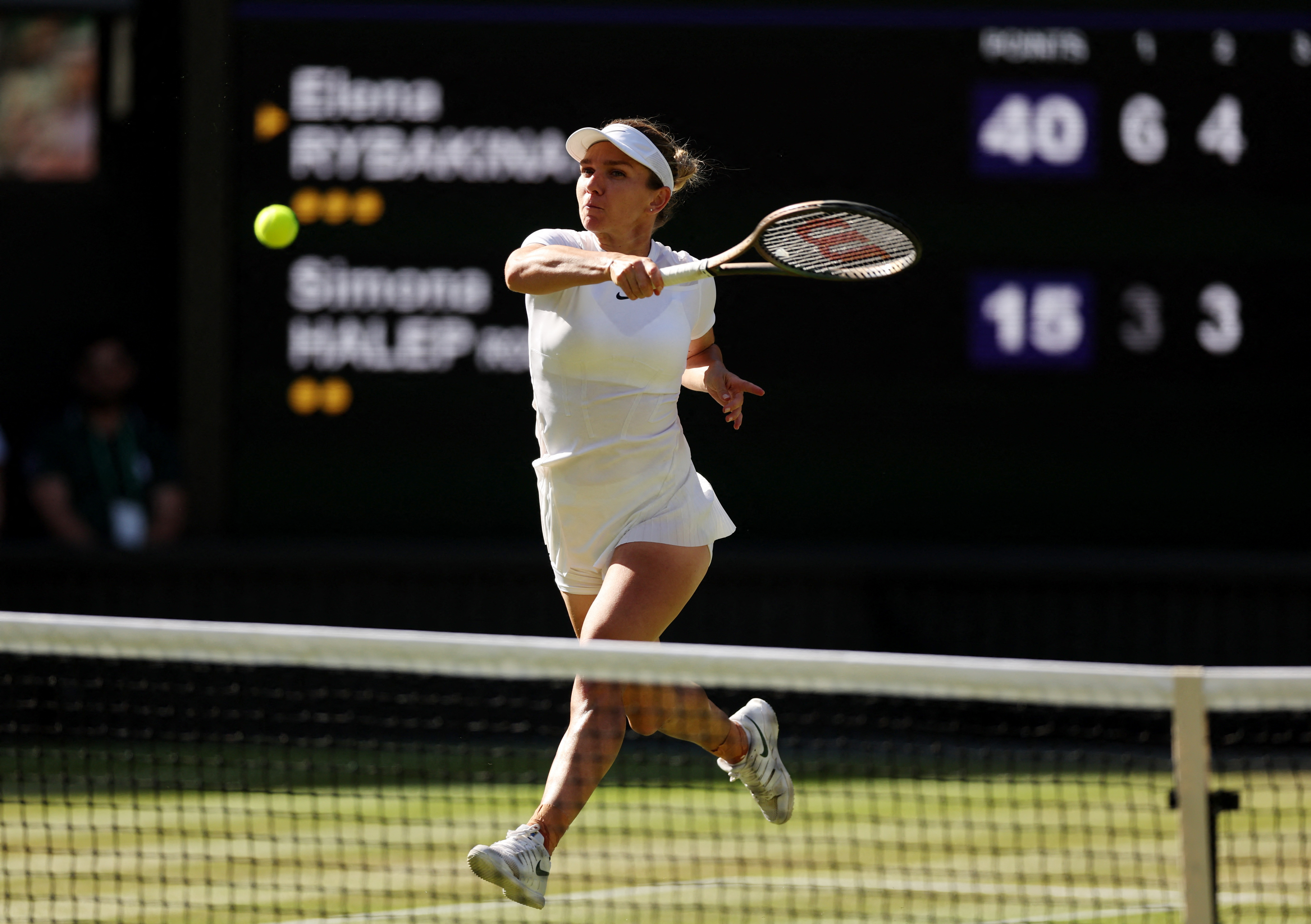 Wimbledon 2022: Russian-born Rybakina rises into semi-final - Yahoo Sport