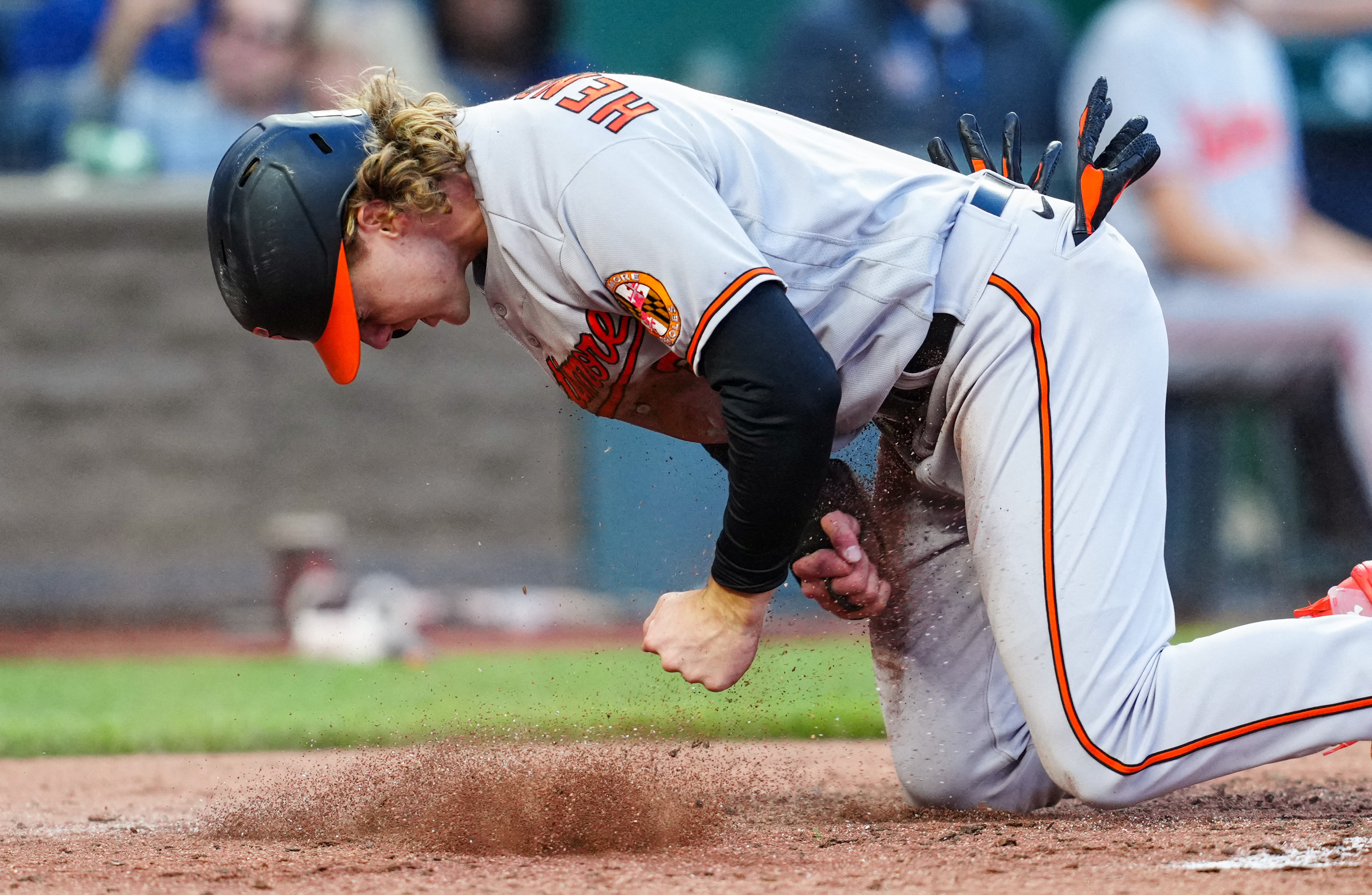 Orioles come from behind to outslug Royals