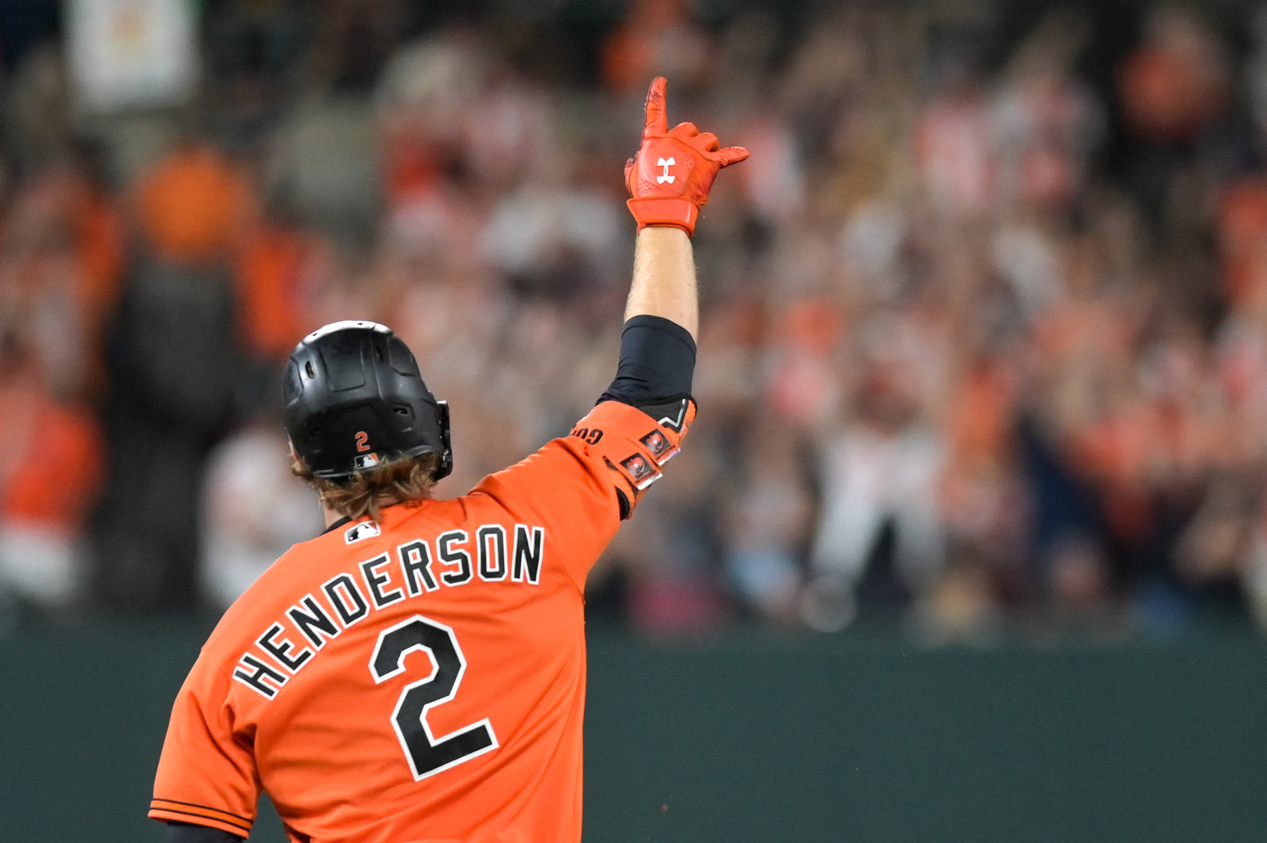 Orioles beat Marlins, 6-5, for 7th straight win behind Gunnar Henderson's  solo homer, Anthony Santander's go-ahead single, National Sports