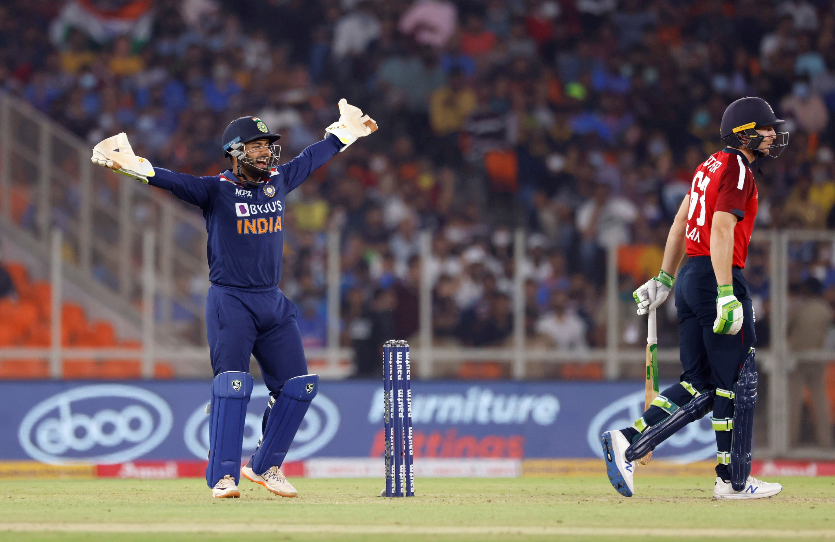 Cricket-Archer, Roy help England steamroll India in T20 series opener ...