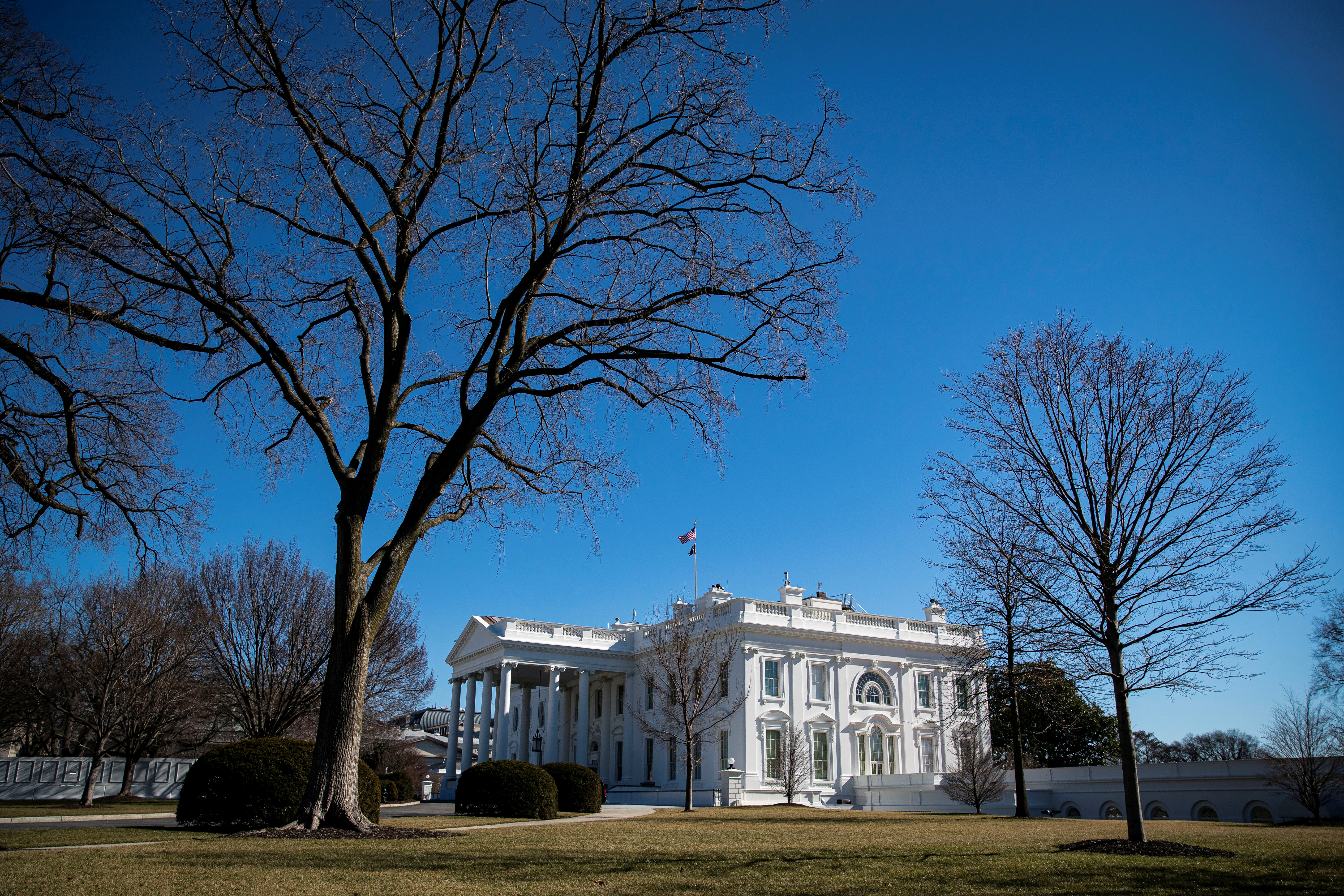 View shows the exterior of the White House in Washington