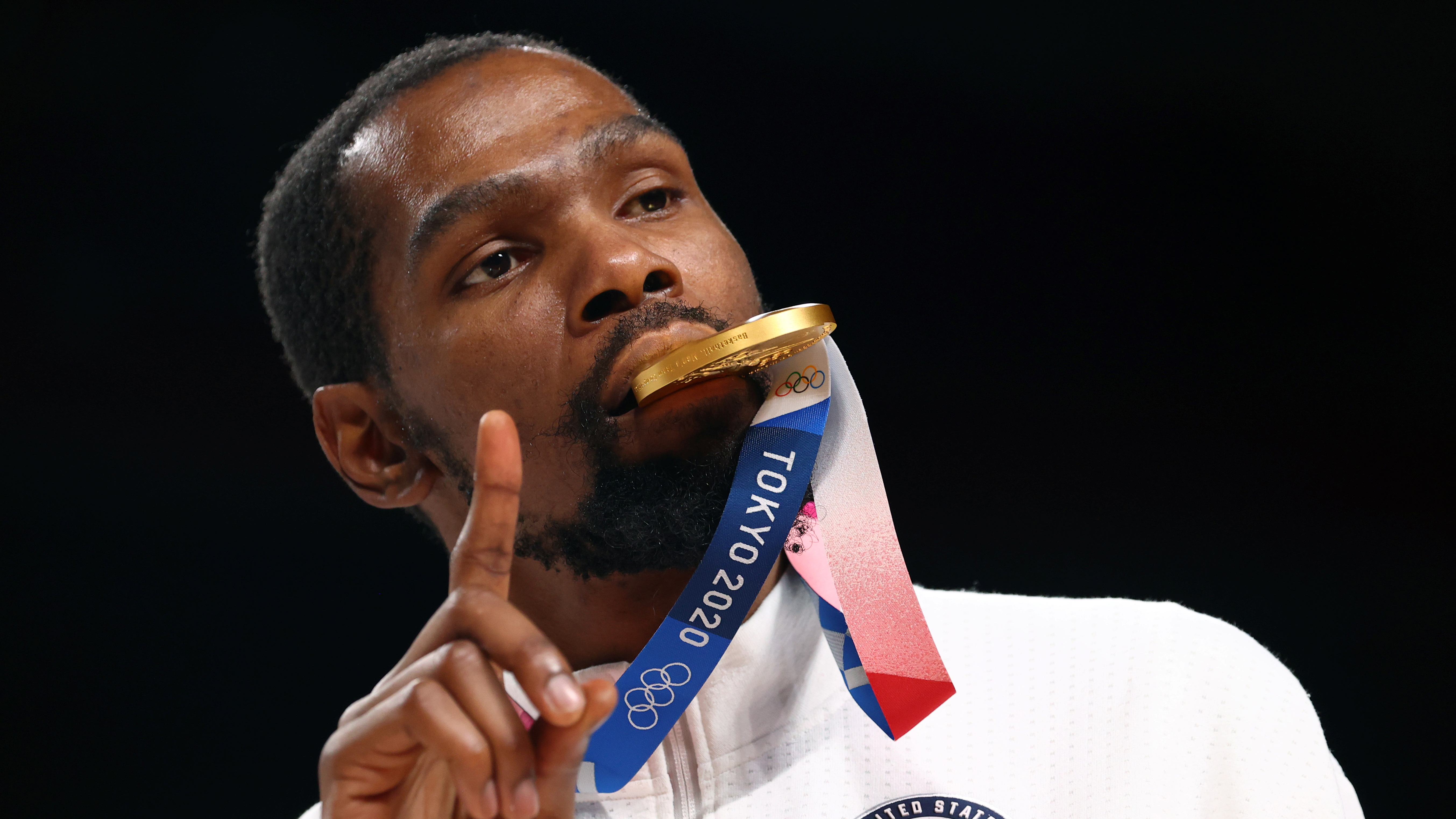 Durant to remain with Brooklyn Nets after talks with Nash, owners