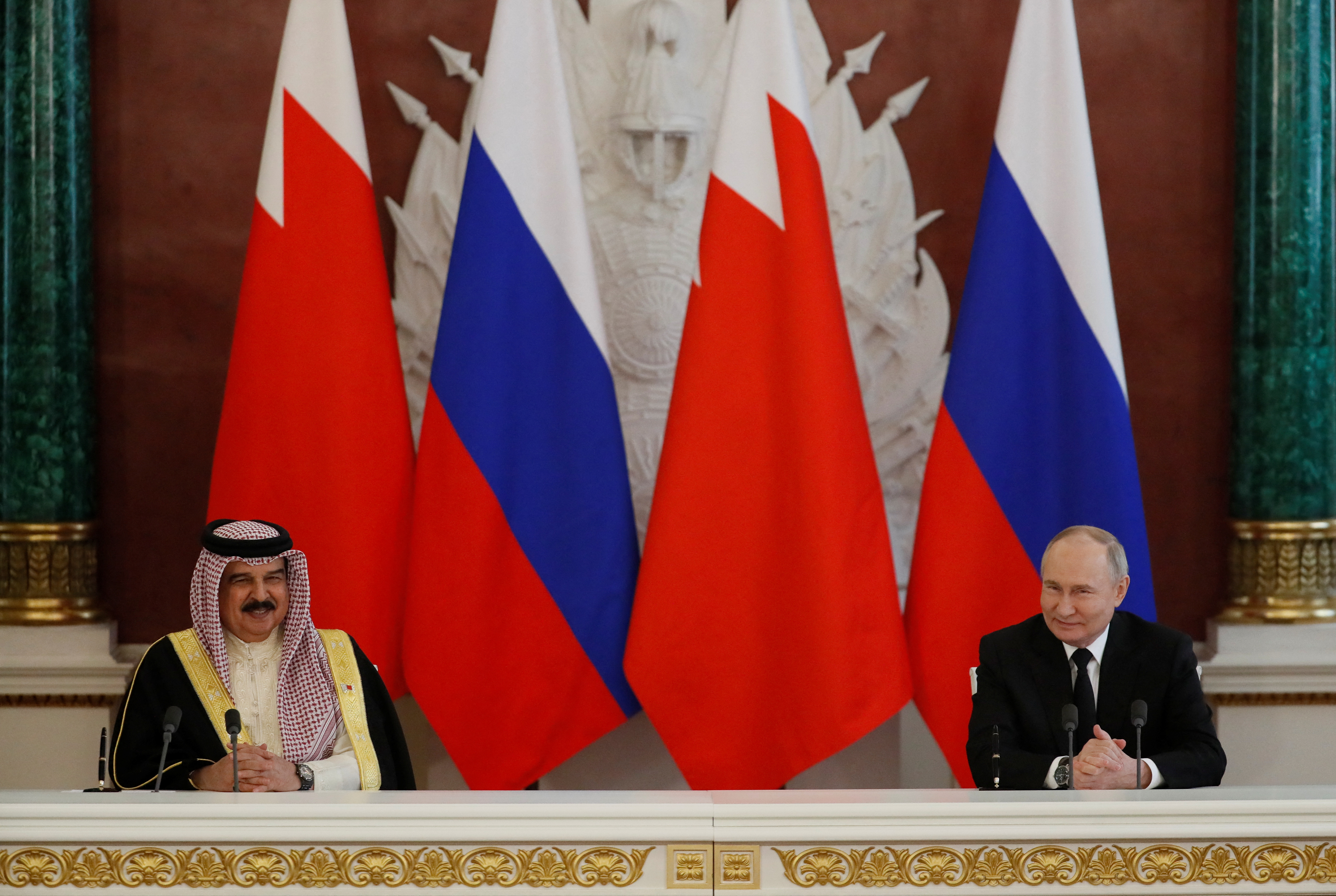 King of Bahrain meets Russian president in Moscow