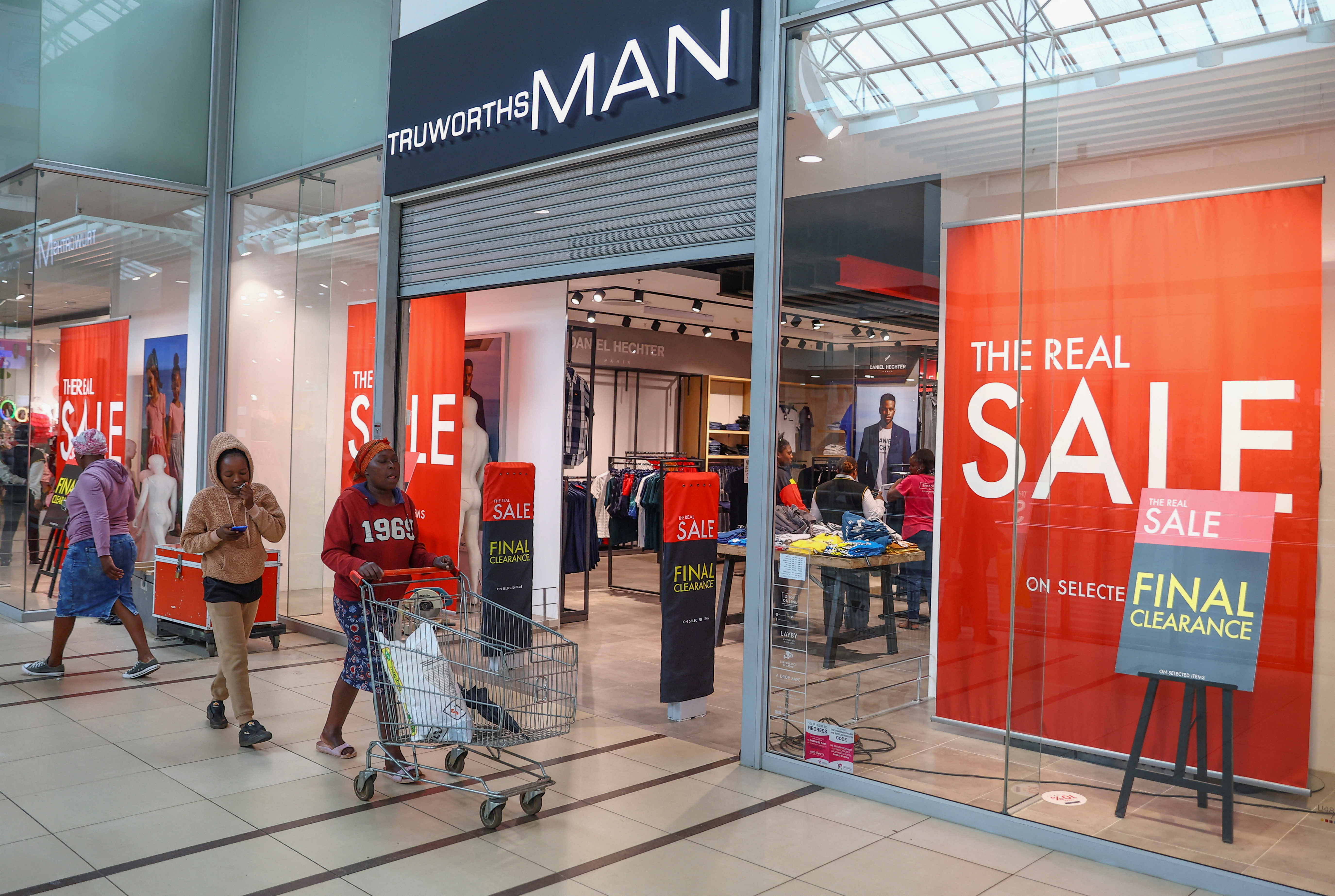 Truworths Falls as Monthly Retail Sales Drop – retail news