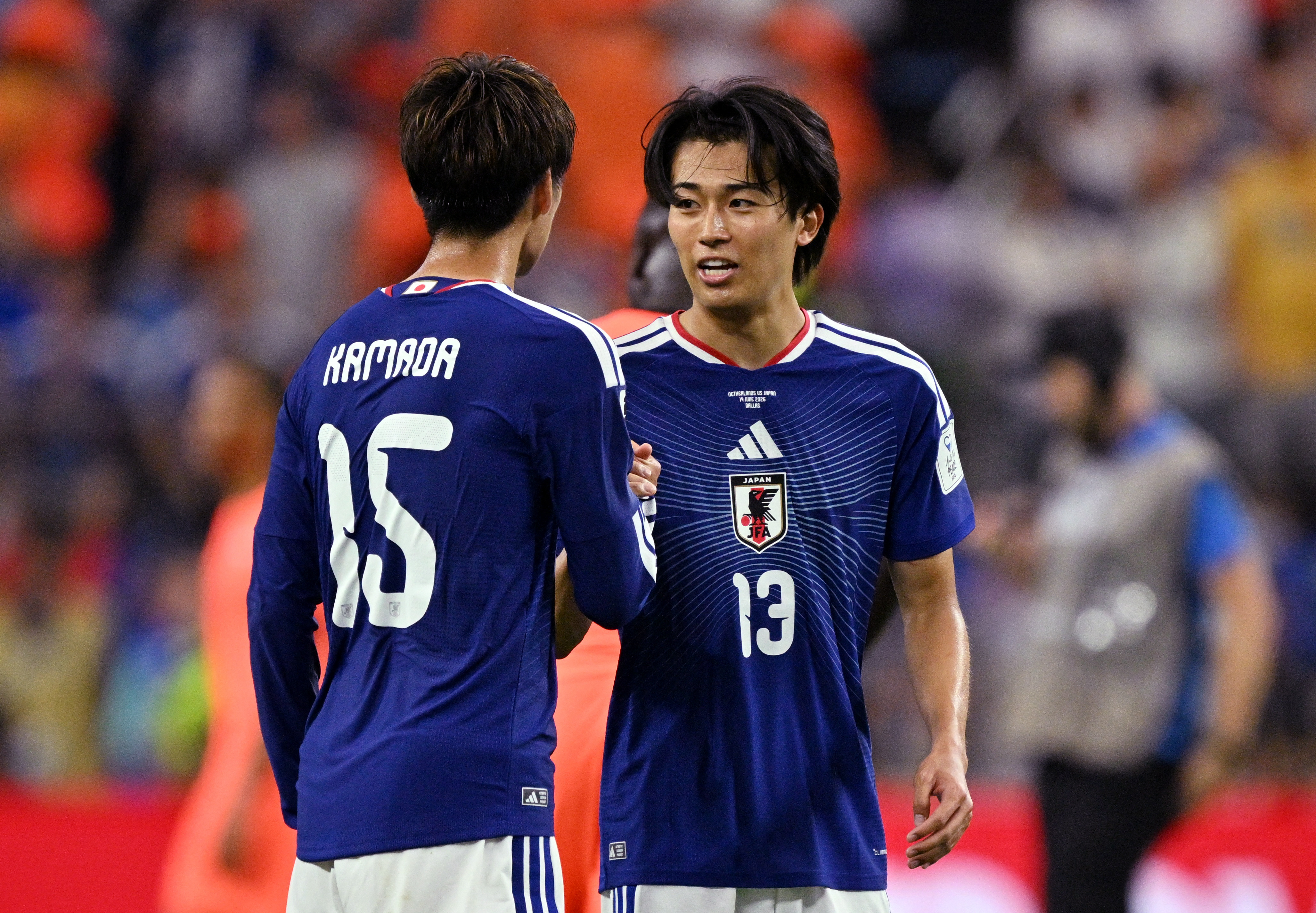 サッカー＝日本代表MF中村、リヨンと4年契約 W杯オランダ戦でゴール