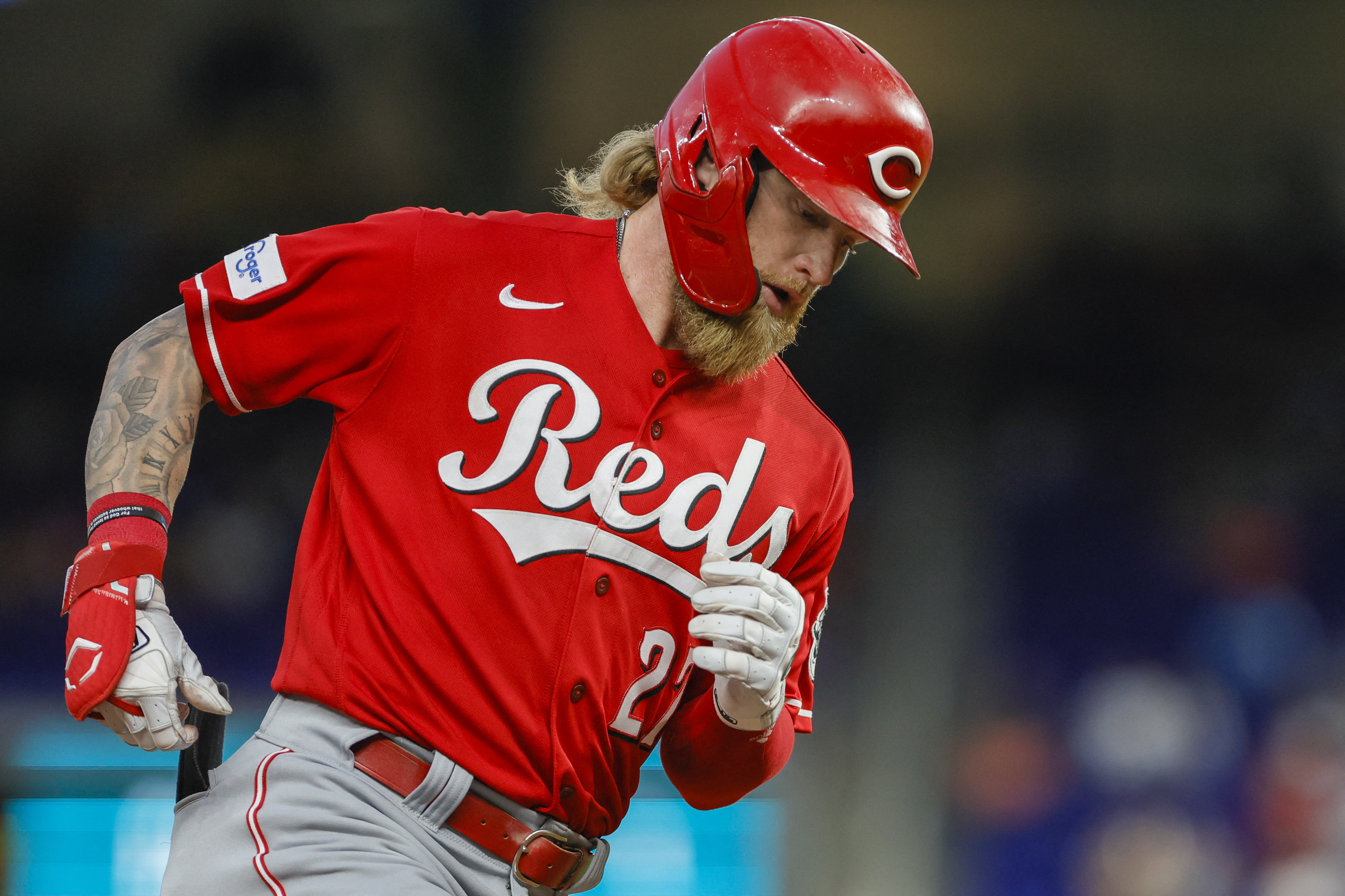 Jake Fraley (2 HRs, 4 RBIs) propels Reds past Marlins