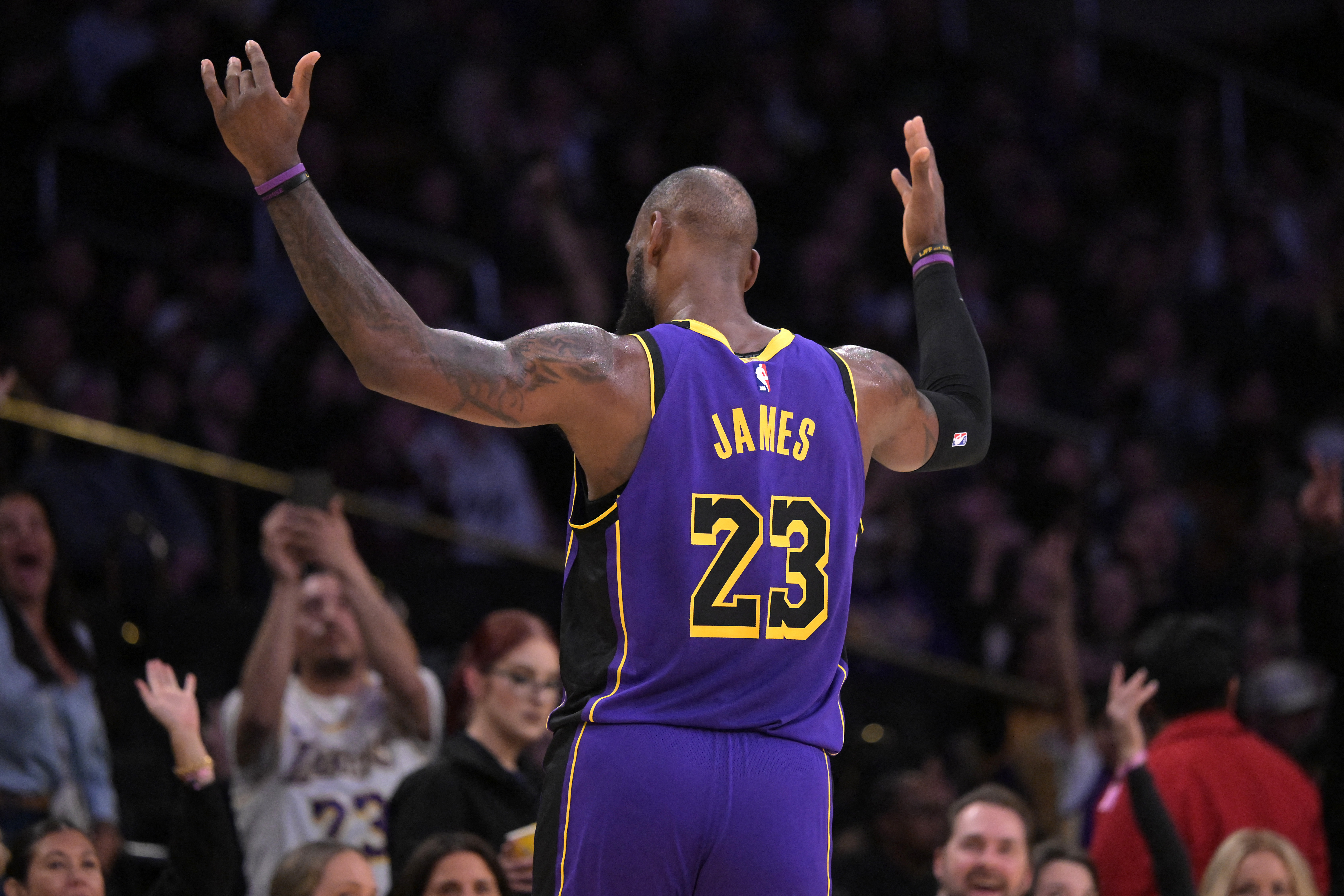 NBA＝レーカーズ競り勝ち、八村は10得点6リバウンド4アシスト 