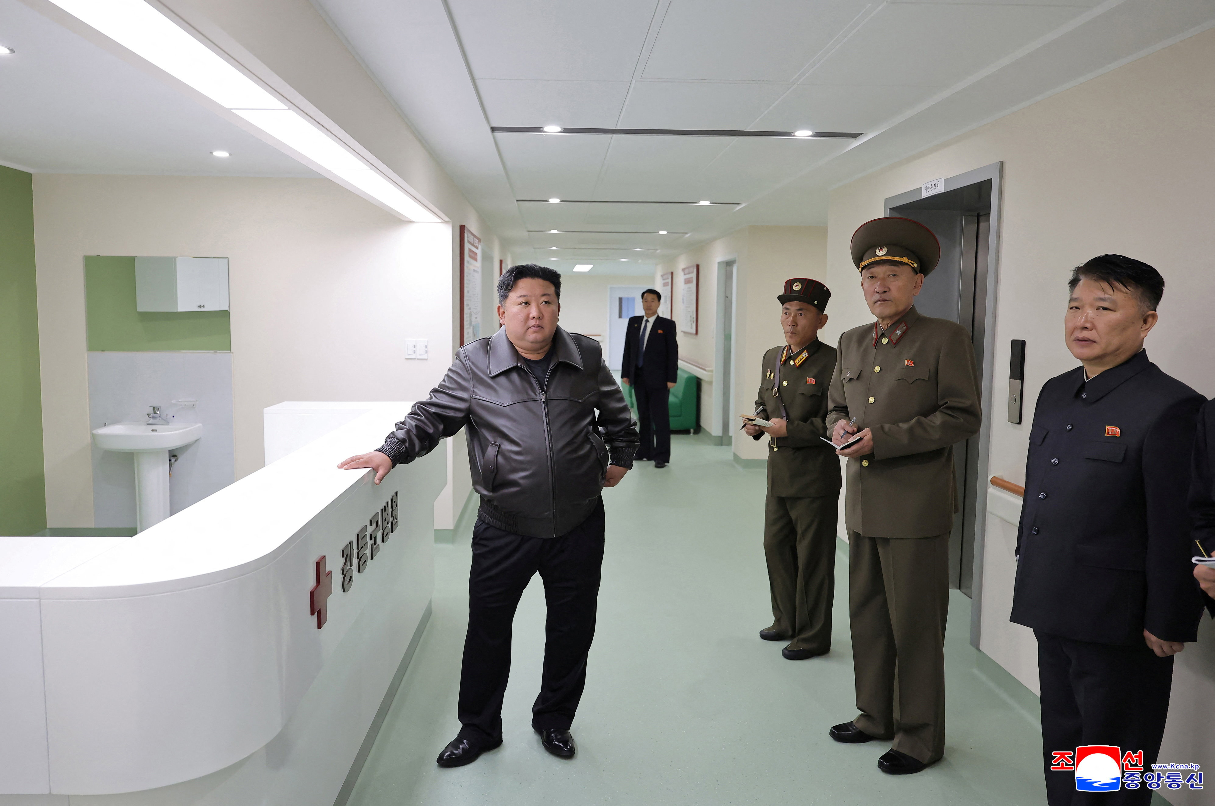 North Korean leader Kim Jong Un tours Kangdong Military Hospital