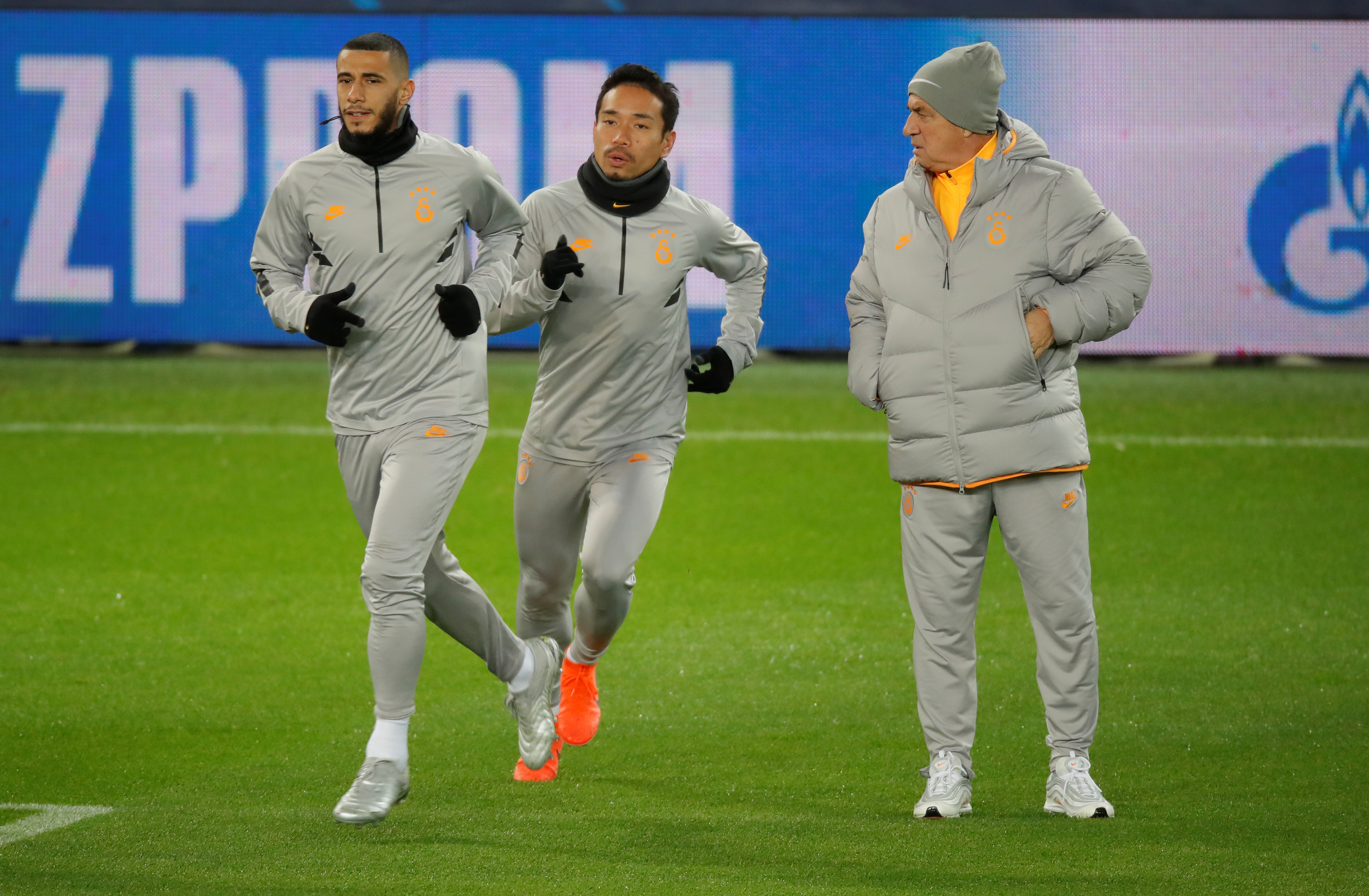 サッカー＝日本代表DF長友、マルセイユと1年契約 | ロイター