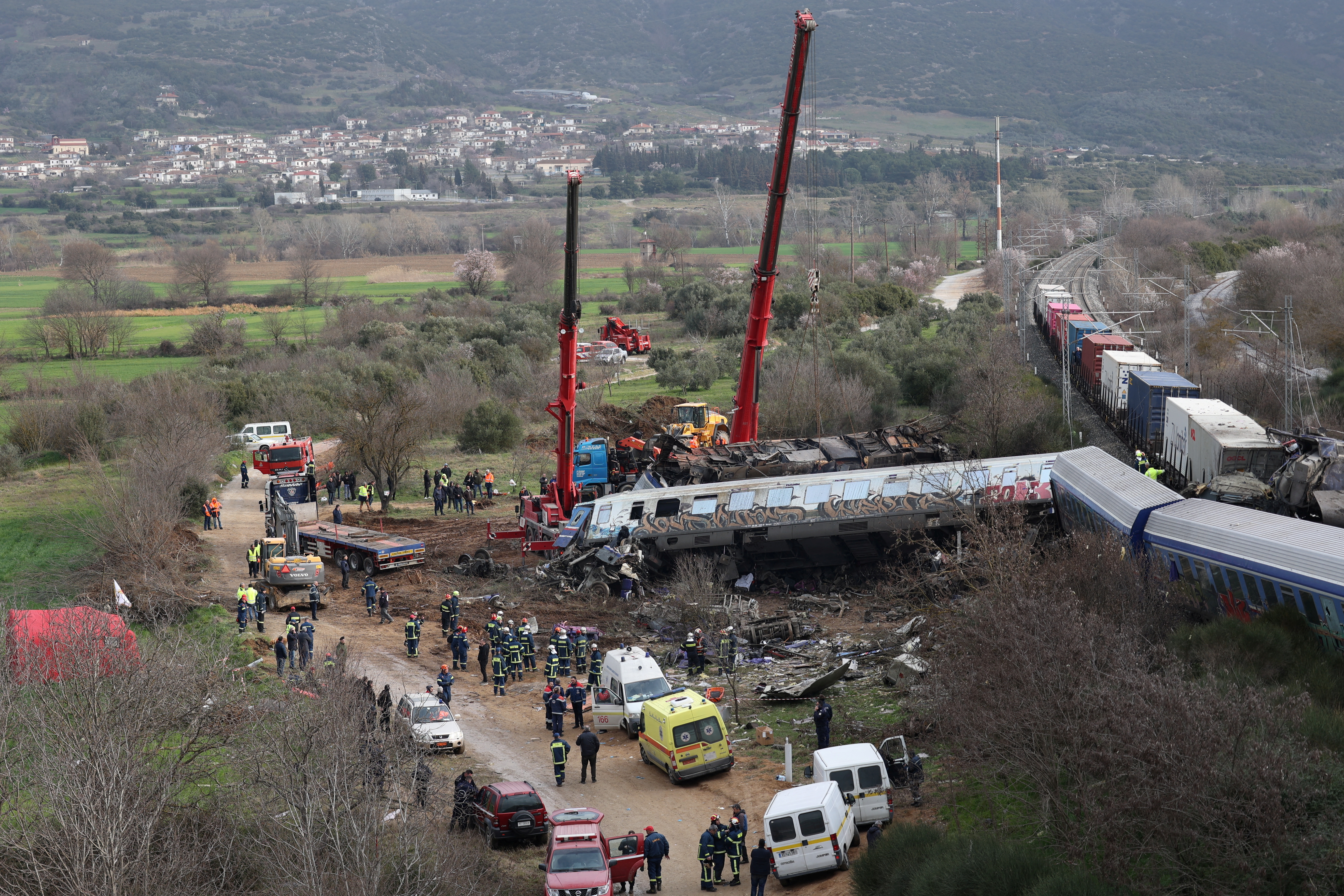 Trains collide near Larissa