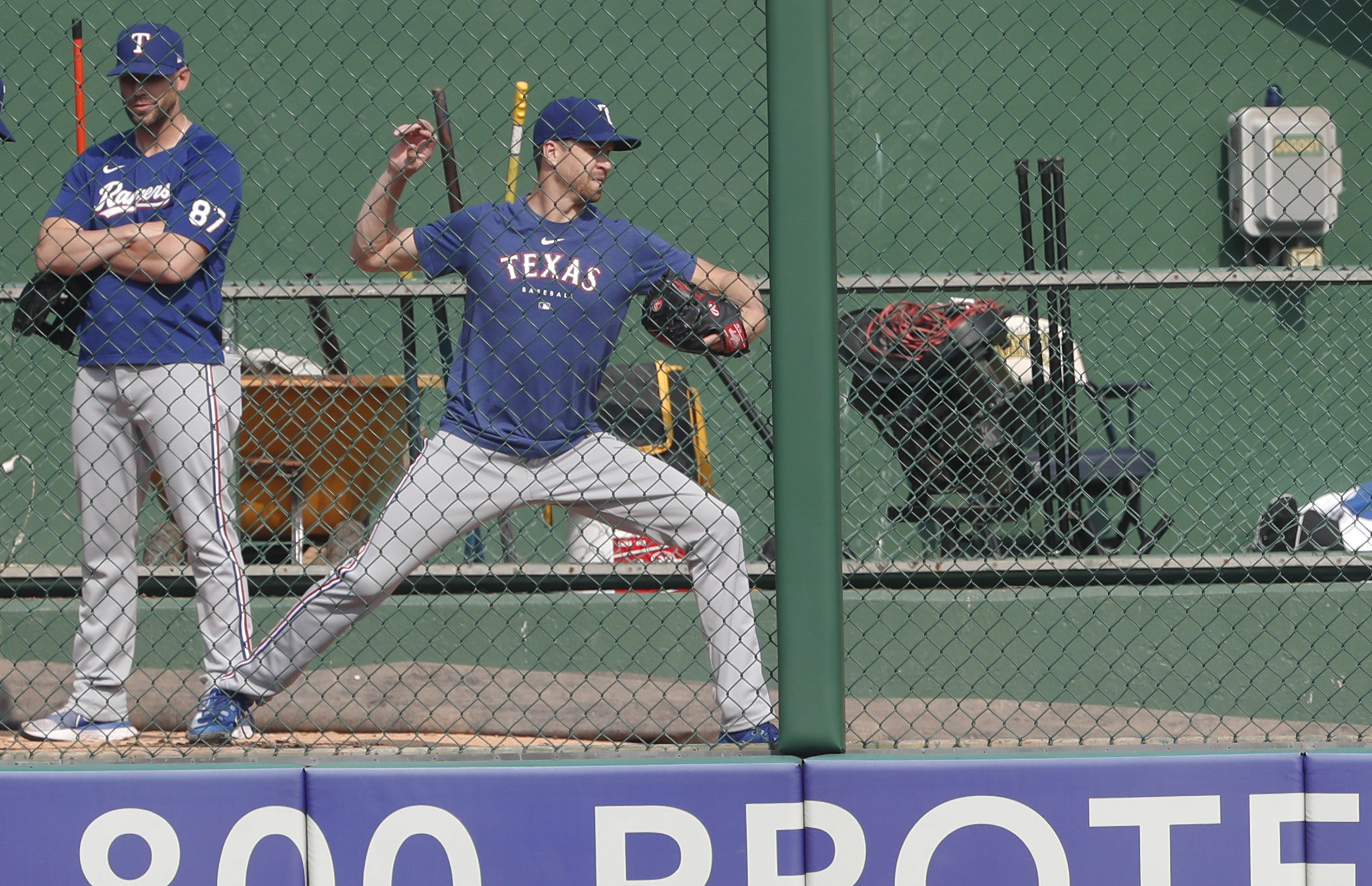 Nathan Eovaldi Tosses Complete Game As Rangers Top Pirates | Reuters