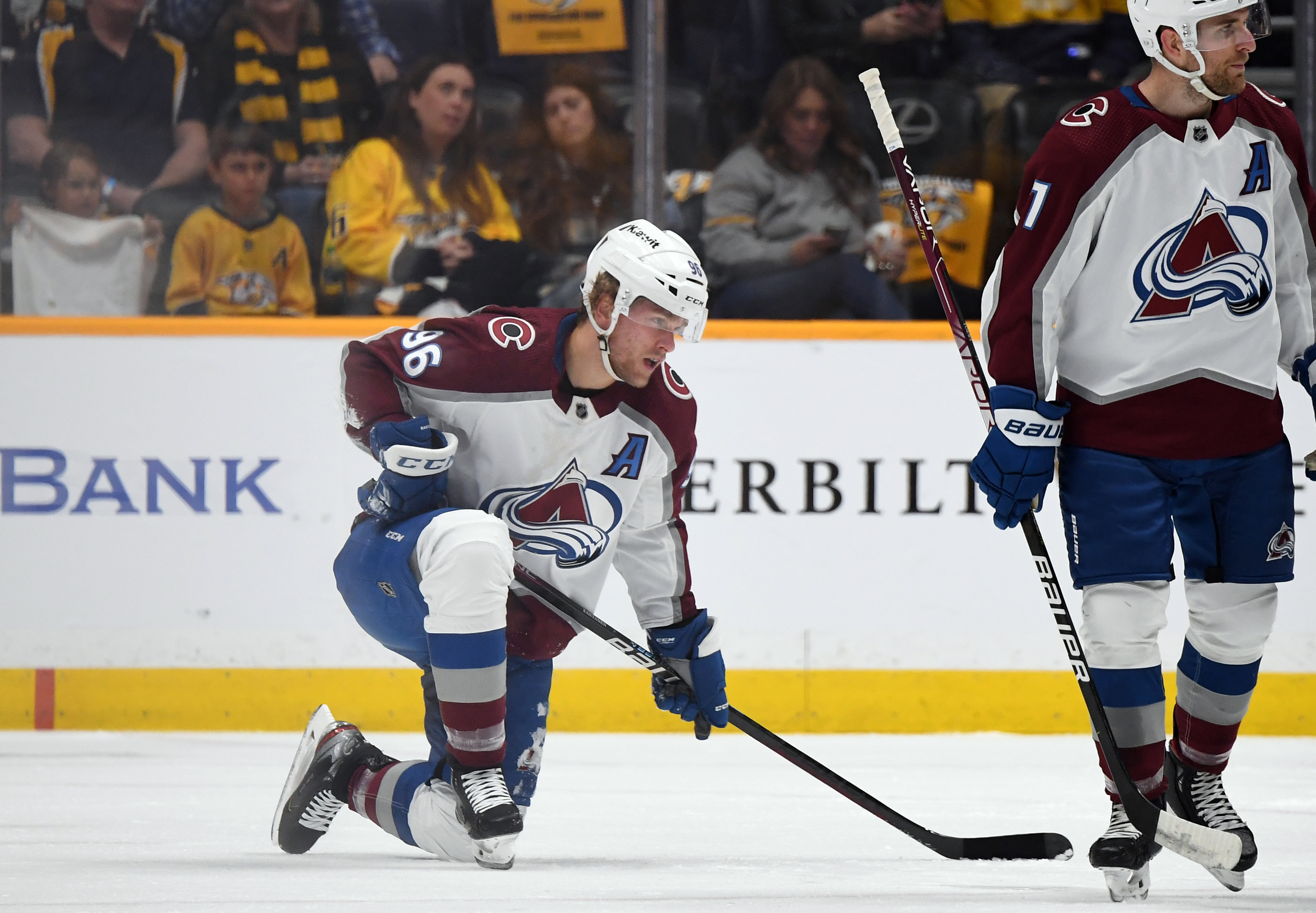 Case in points: MacKinnon up for hat trick of awards for Avs