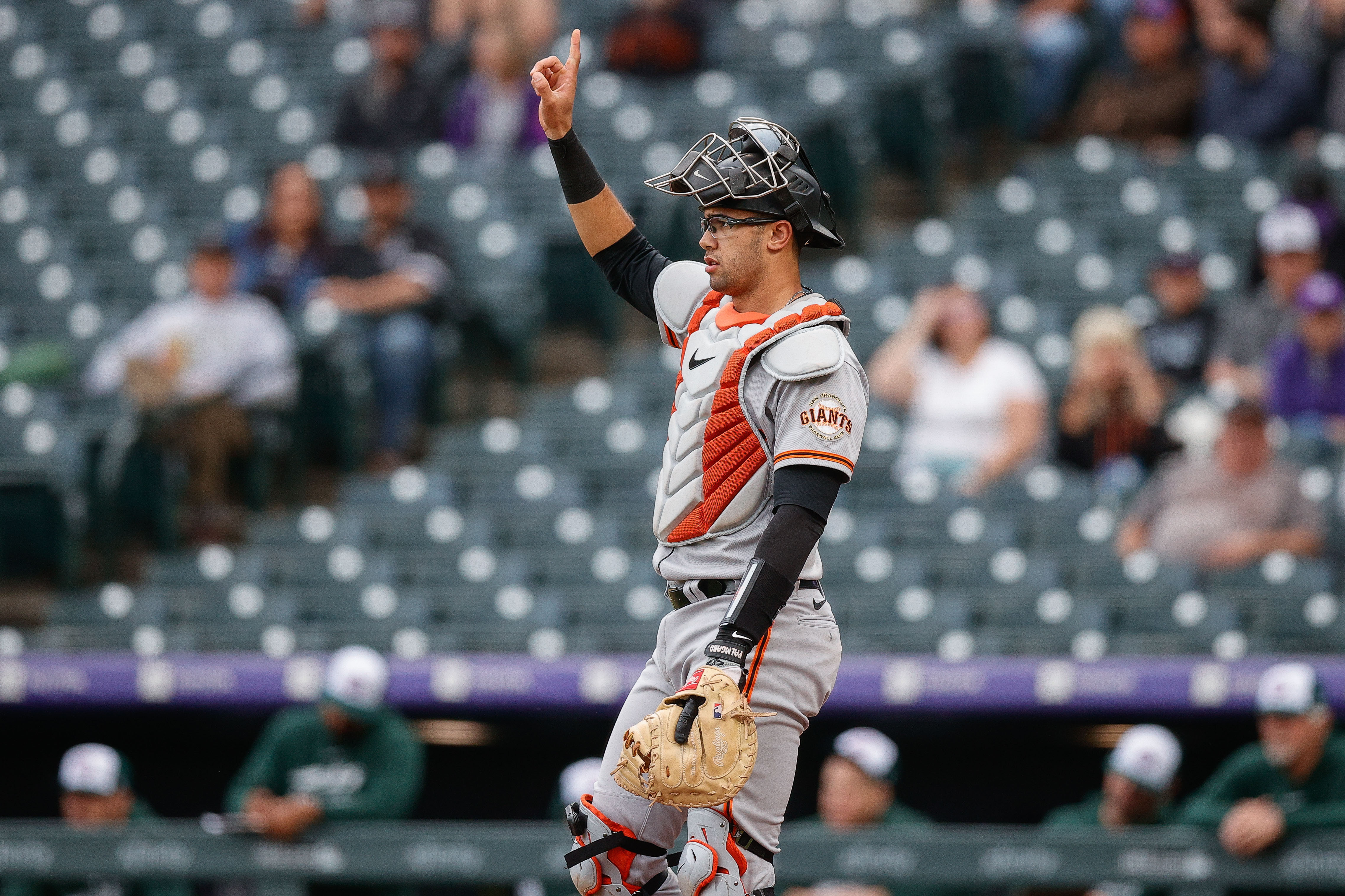 Joc Pederson of the San Francisco Giants flies out in the fourth