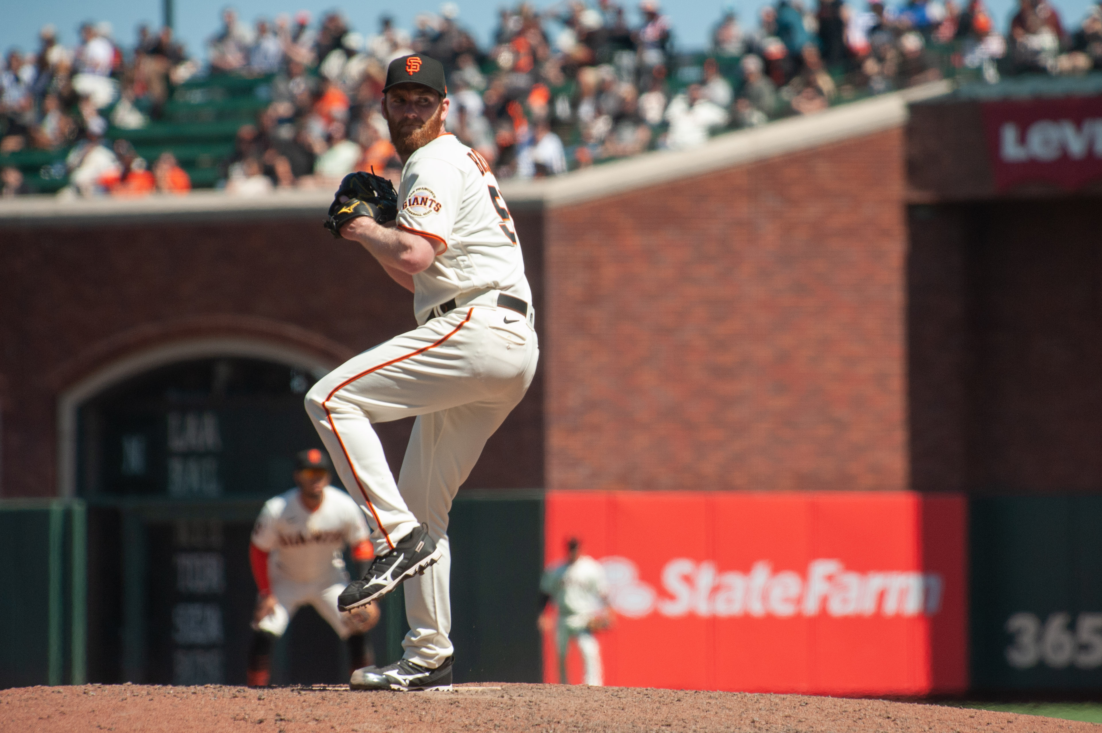 Wilmer Flores walk-off home run San Francisco Giants sweep