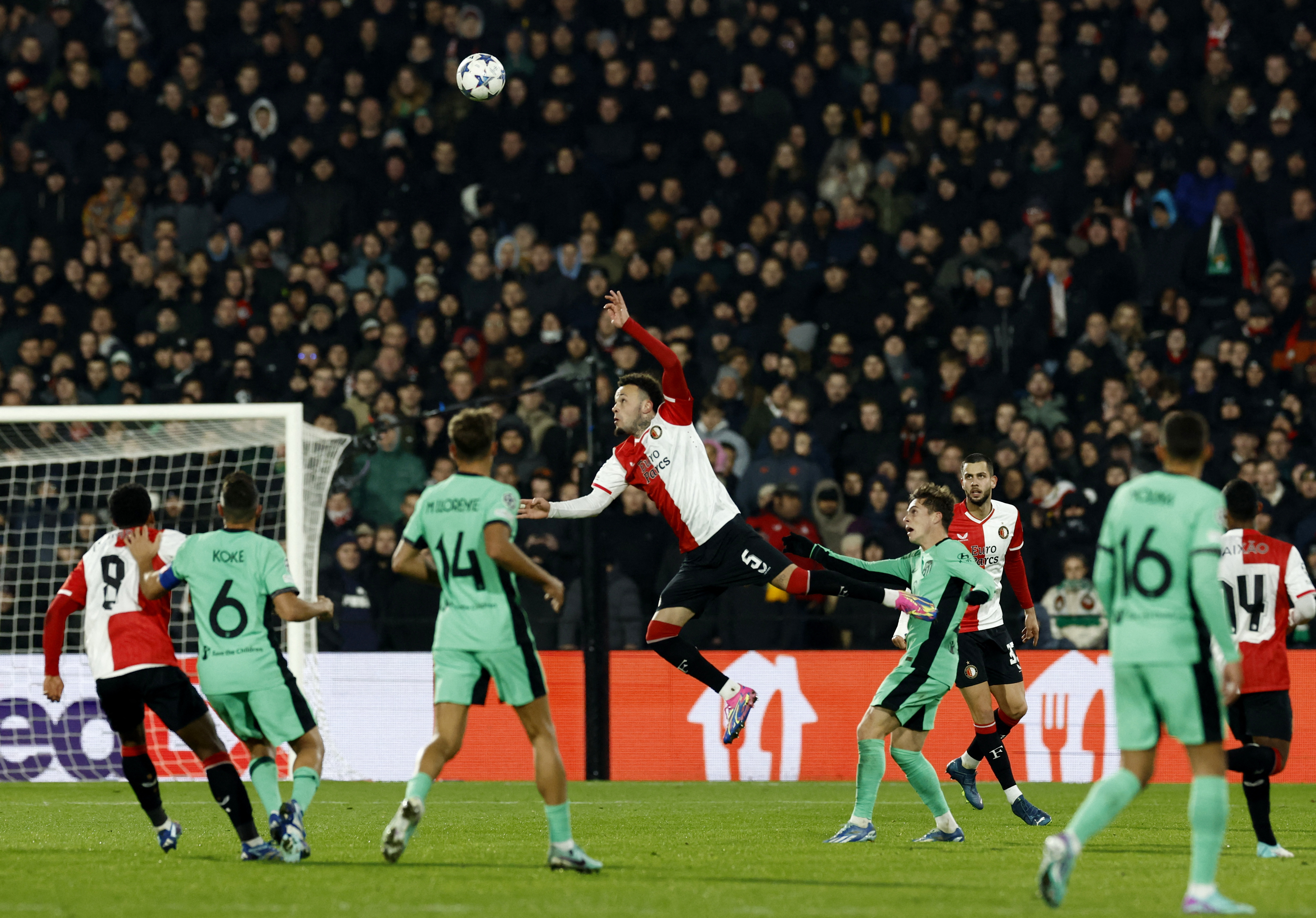 Atletico beats Feyenoord 3-1 to reach Champions League knockout stage