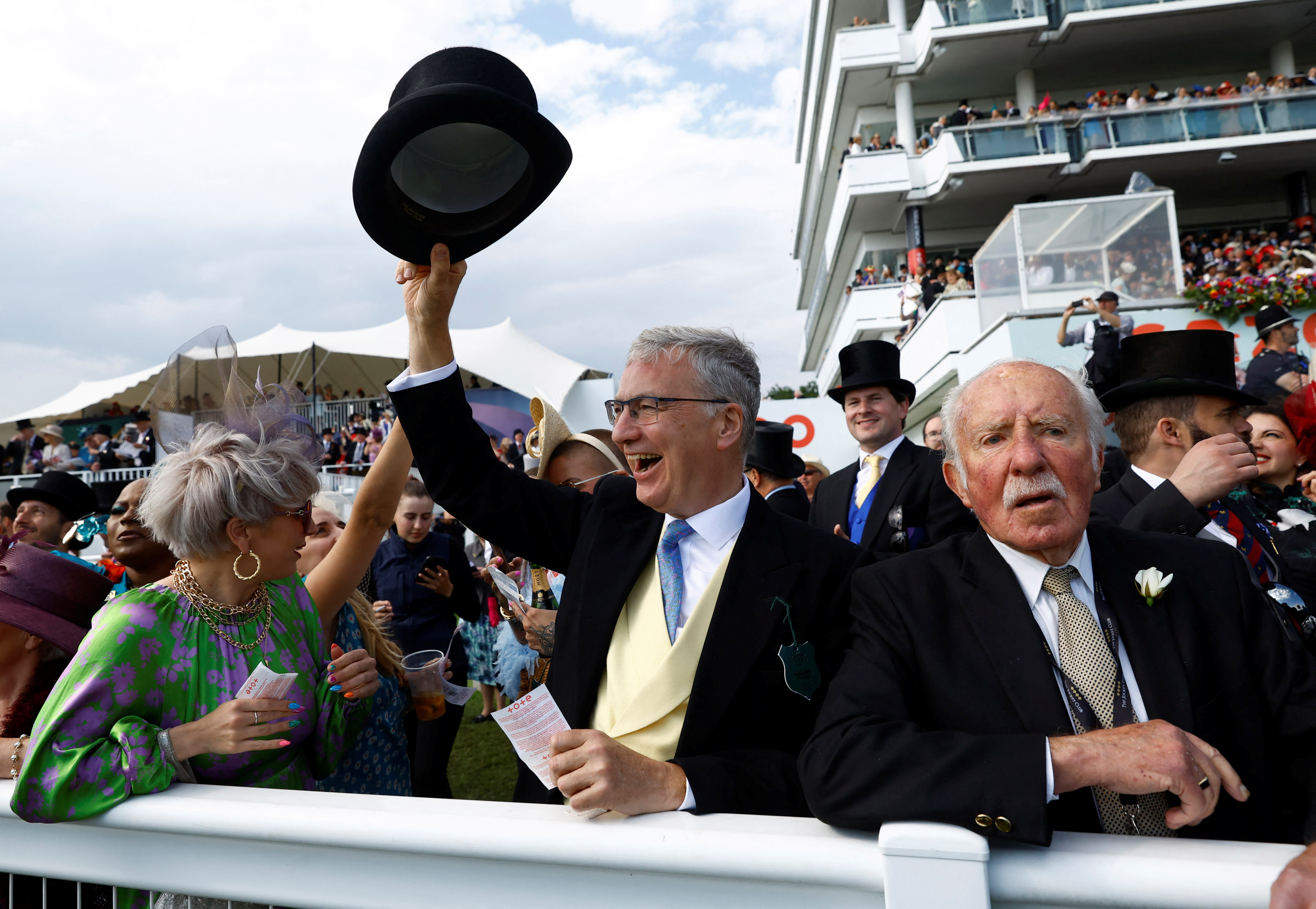 Horse racing-Jockey Club removes formal dress codes at the races