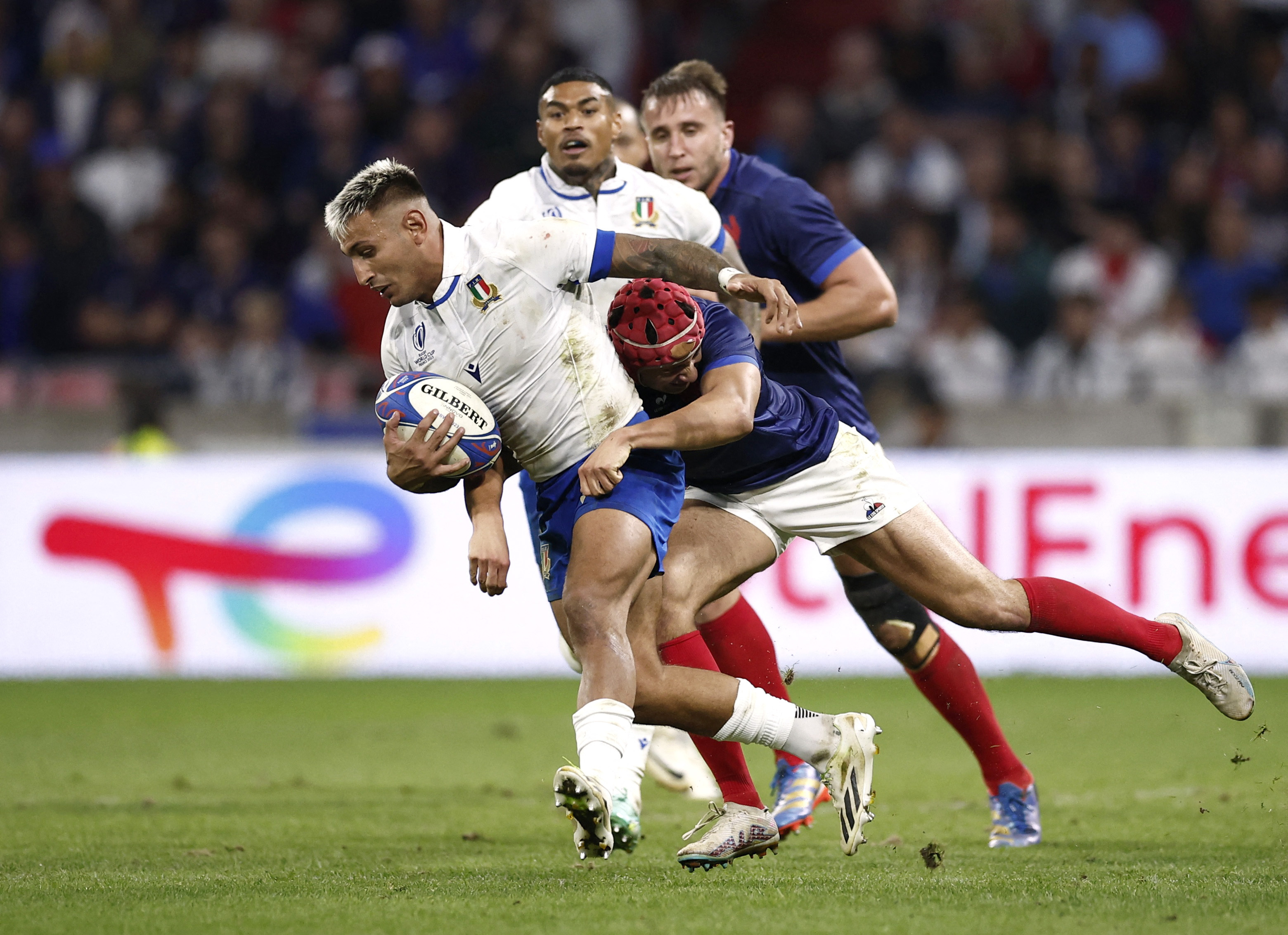 Hosts France Romp Past Italy Into World Cup Quarter-finals | Reuters