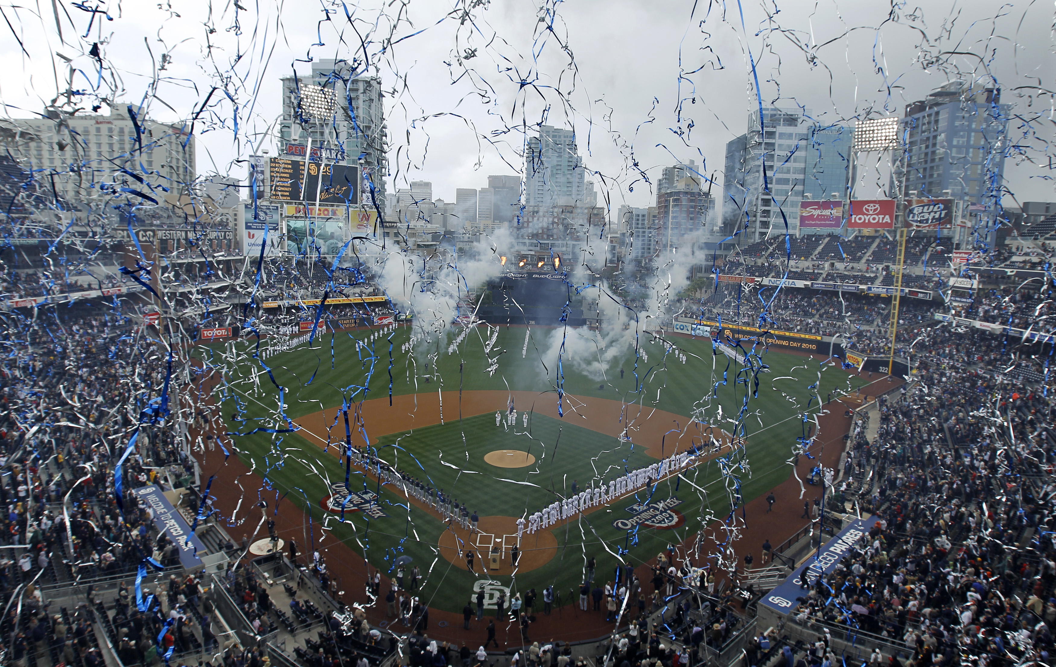 Baseball lifts San Diego's spirits. Can it revive a pandemic-stricken U.S.  economy?