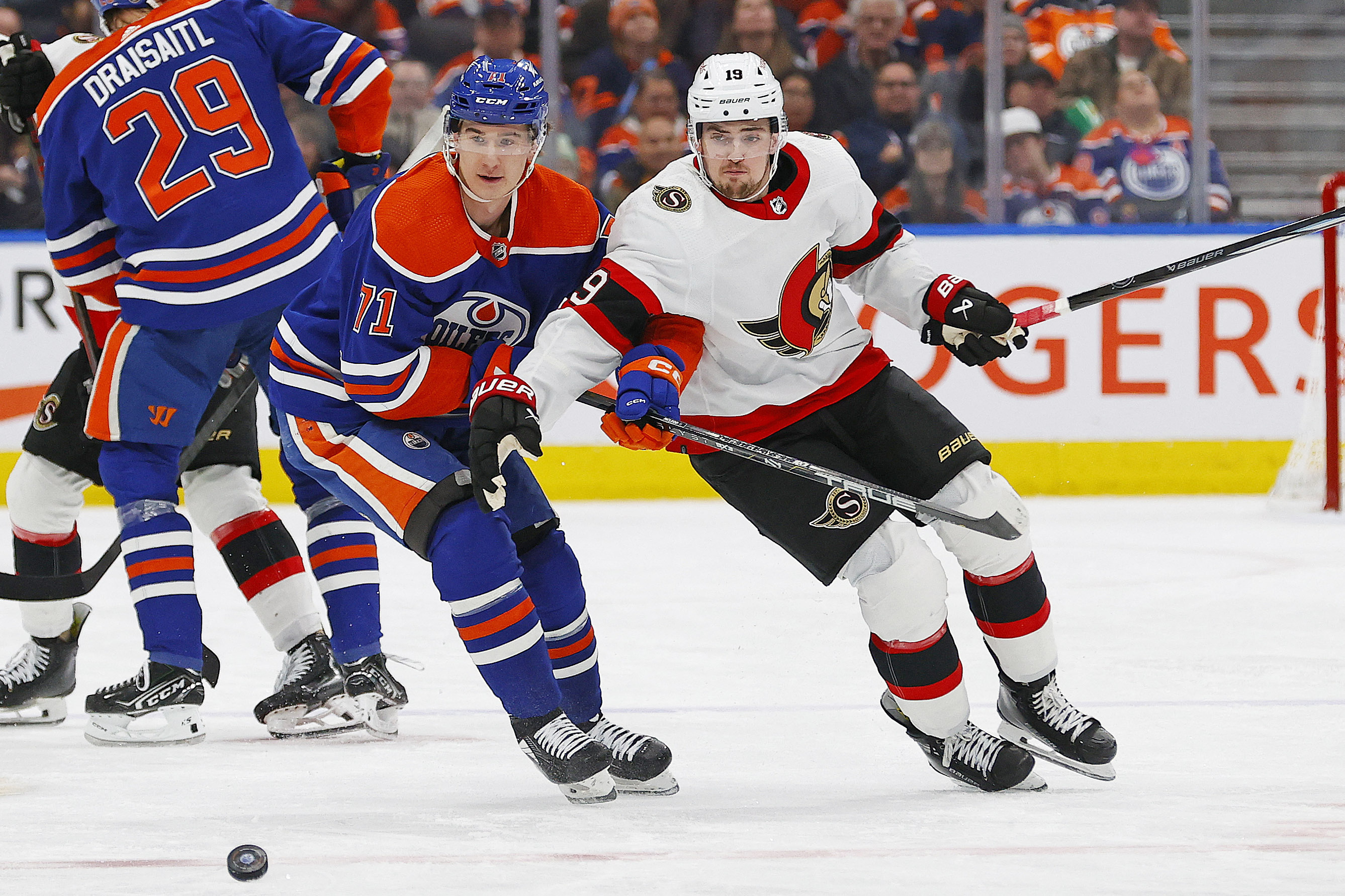 Oilers' Zach Hyman single-handedly beats Sens with hat trick | Reuters