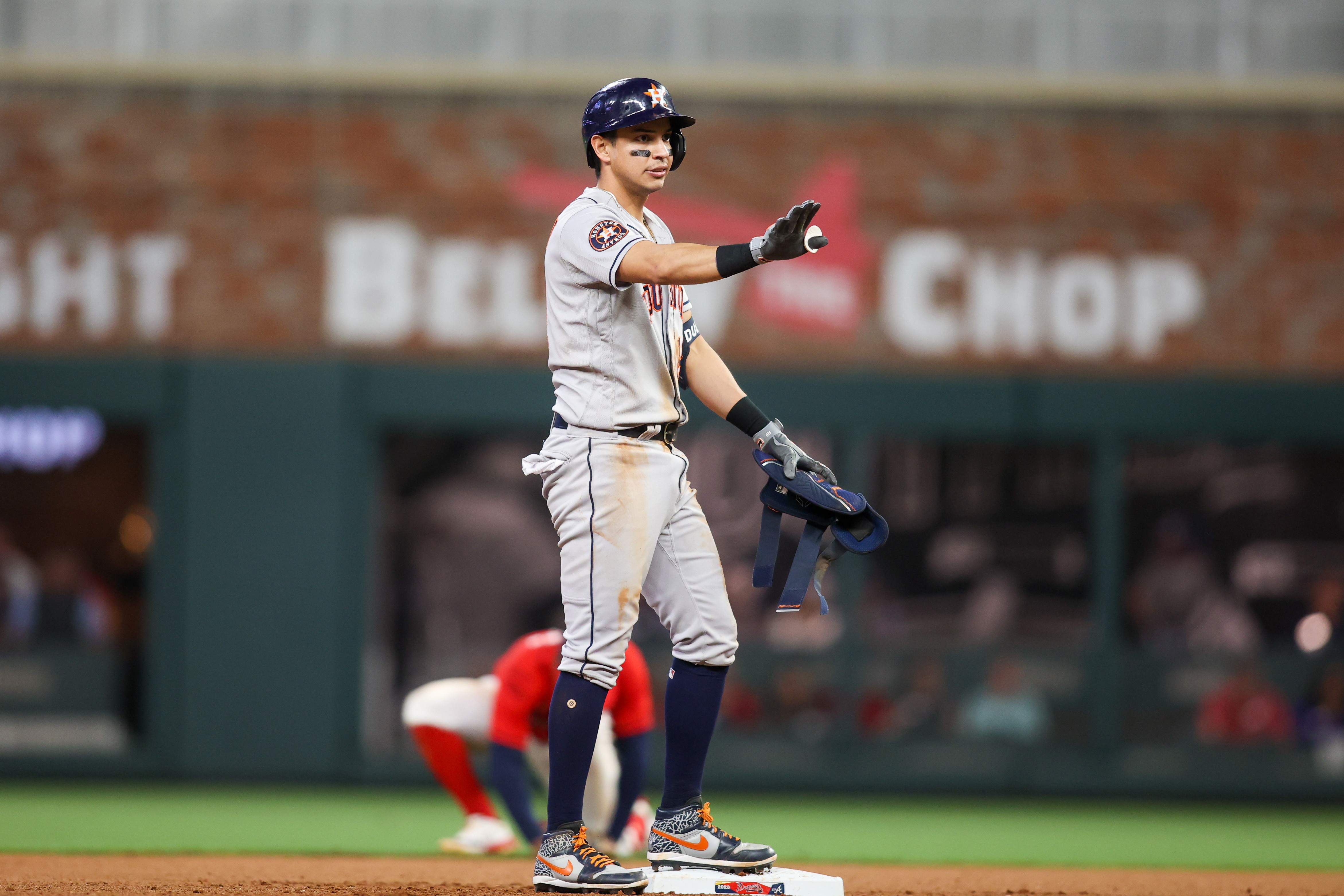 Yordan Alvarez's HR caps Astros' comeback win over Braves