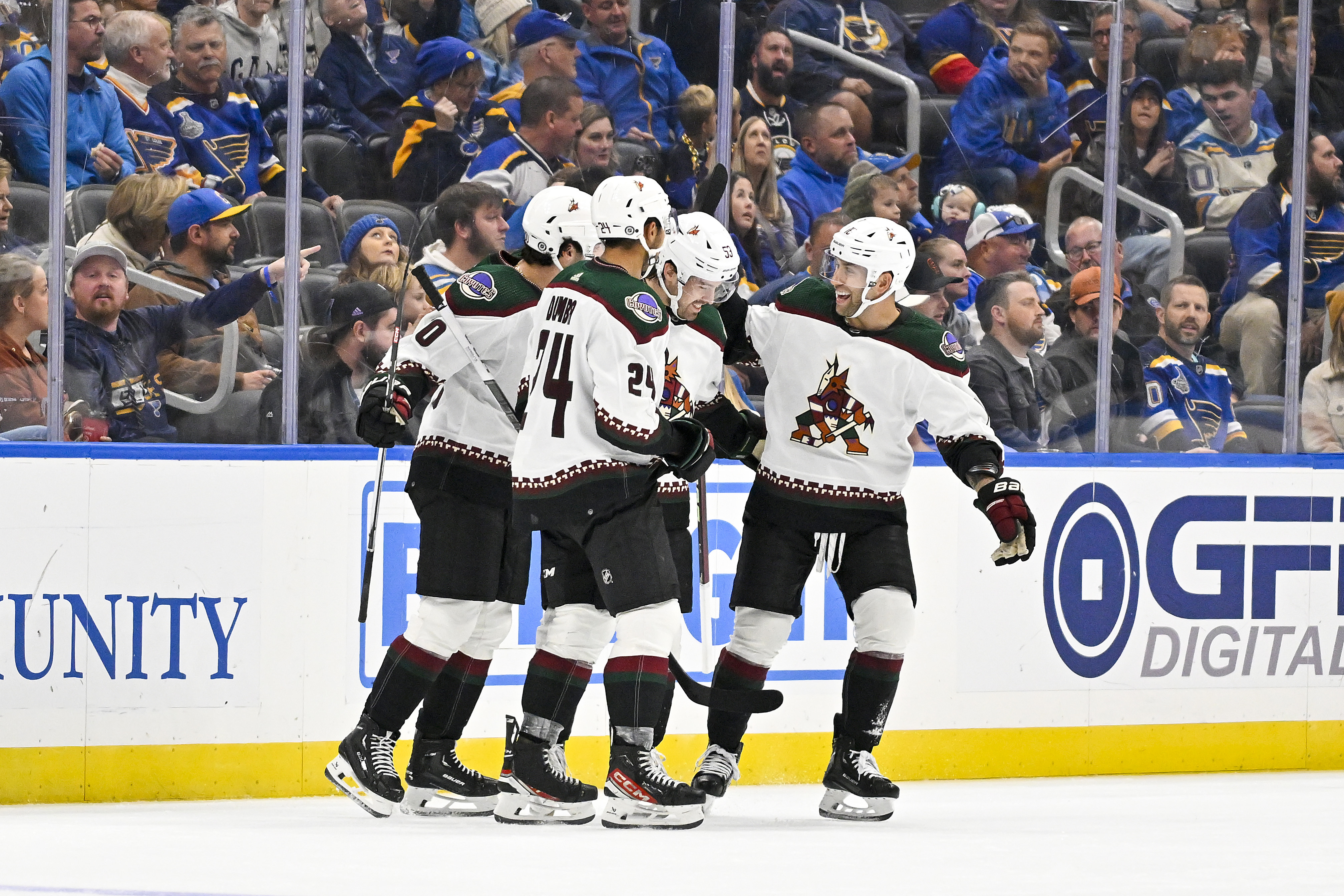Clayton Keller helps Coyotes roll past Blues - The Rink Live