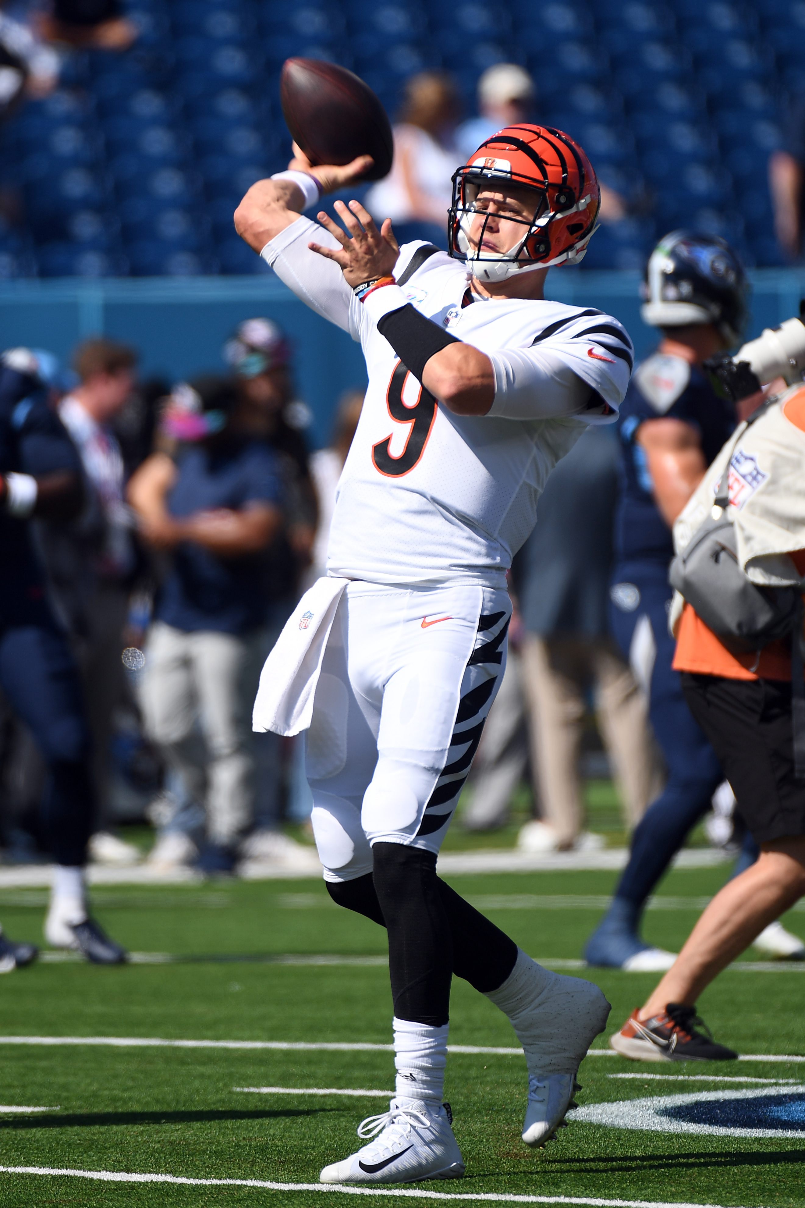 Derrick Henry helps Texans rout Bengals