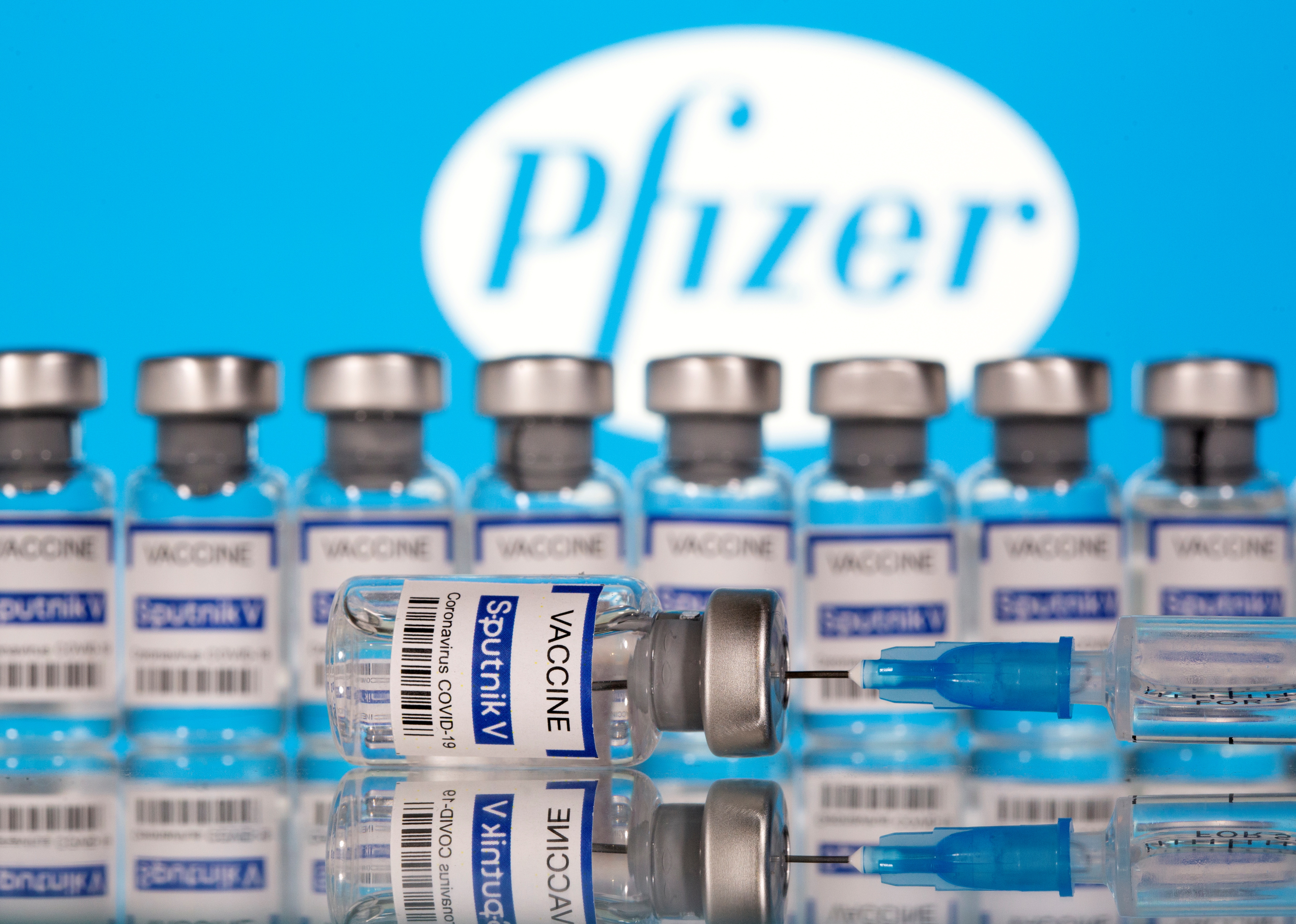 Pfizer Says It Is On Course To Deliver Uk Covid Vaccine Supplies Reuters