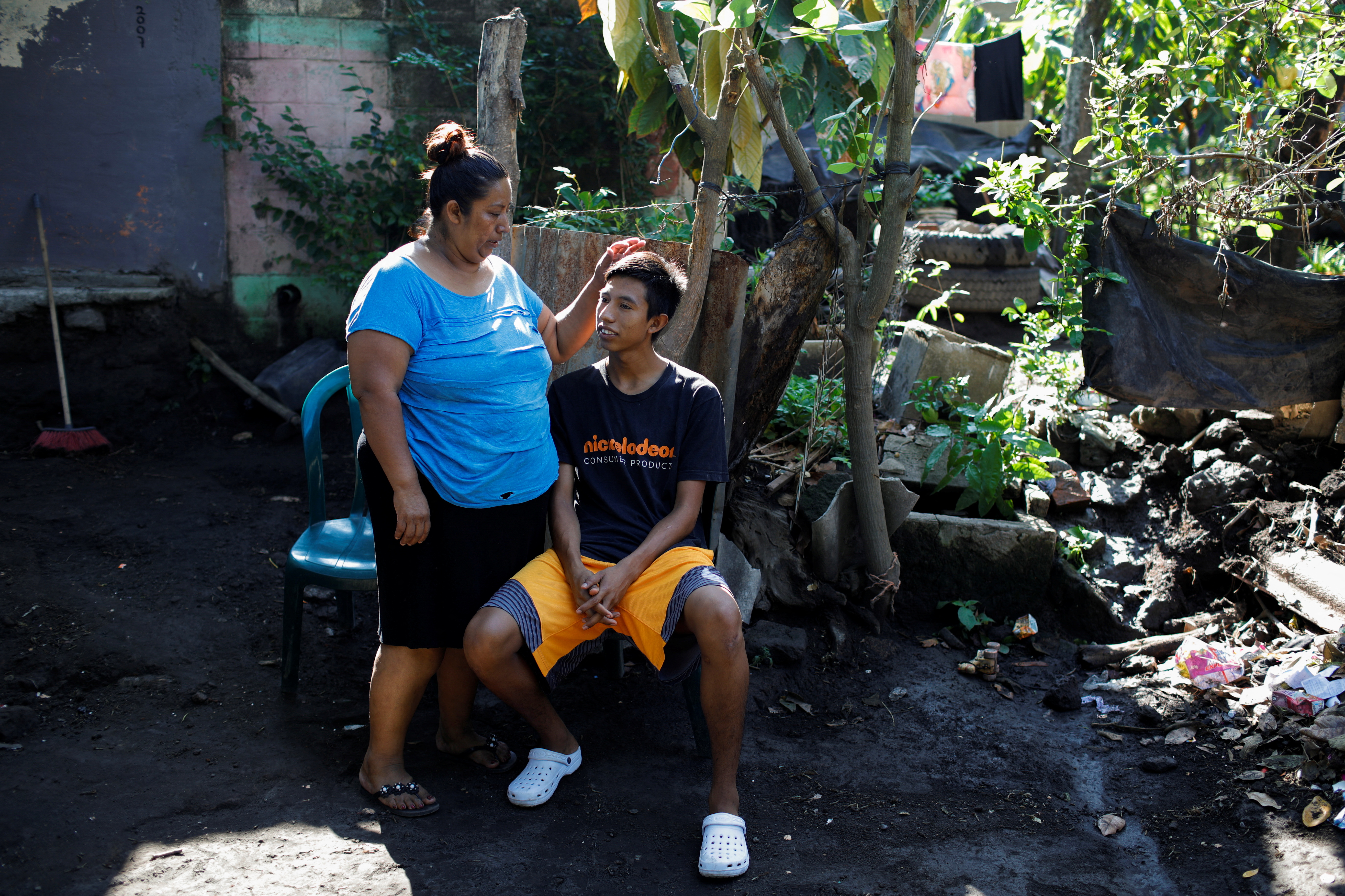 In El Salvador's crackdown on gangs, quotas drive detention of innocents