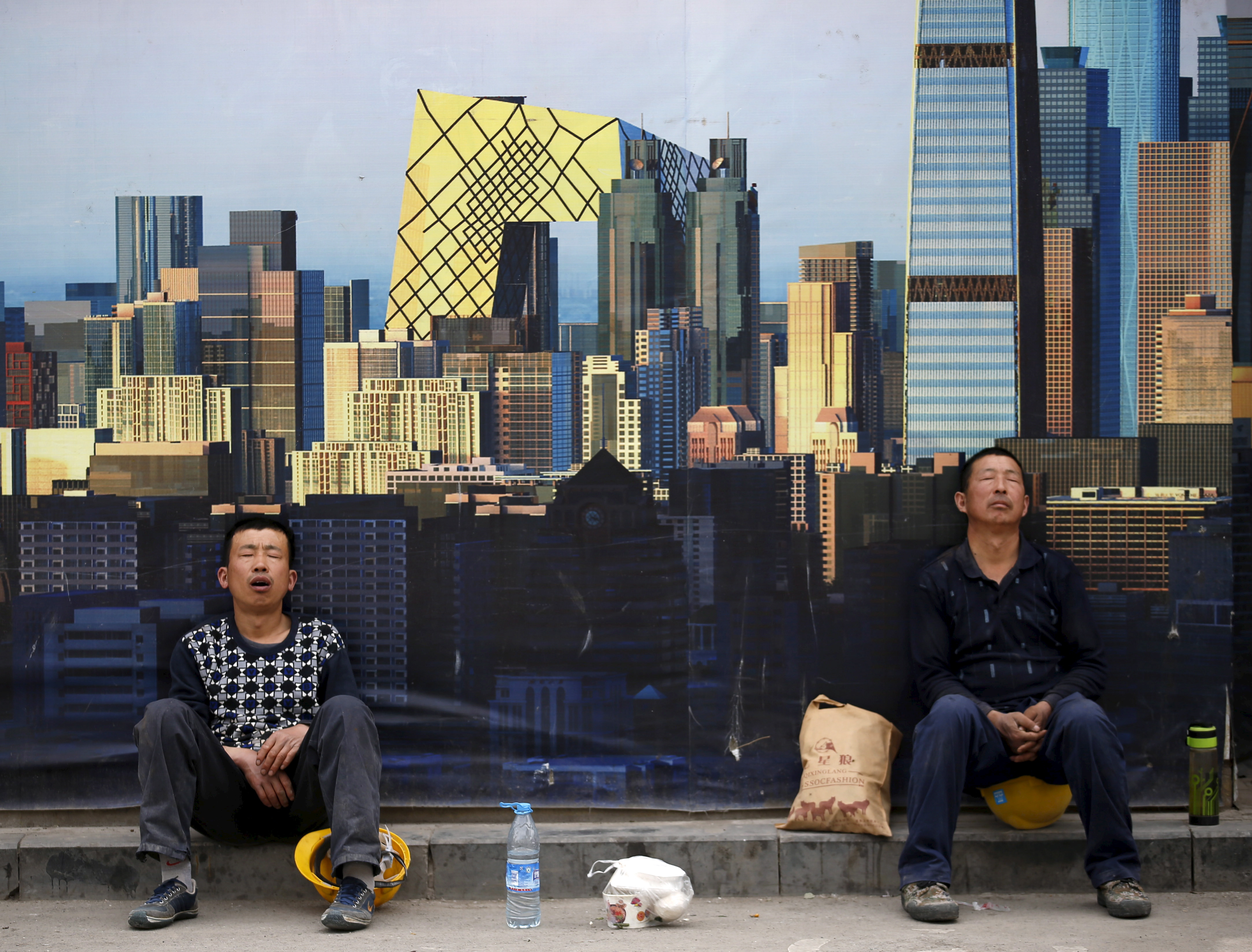 Suspensión de China de datos de desempleo juvenil provoca enojo público
