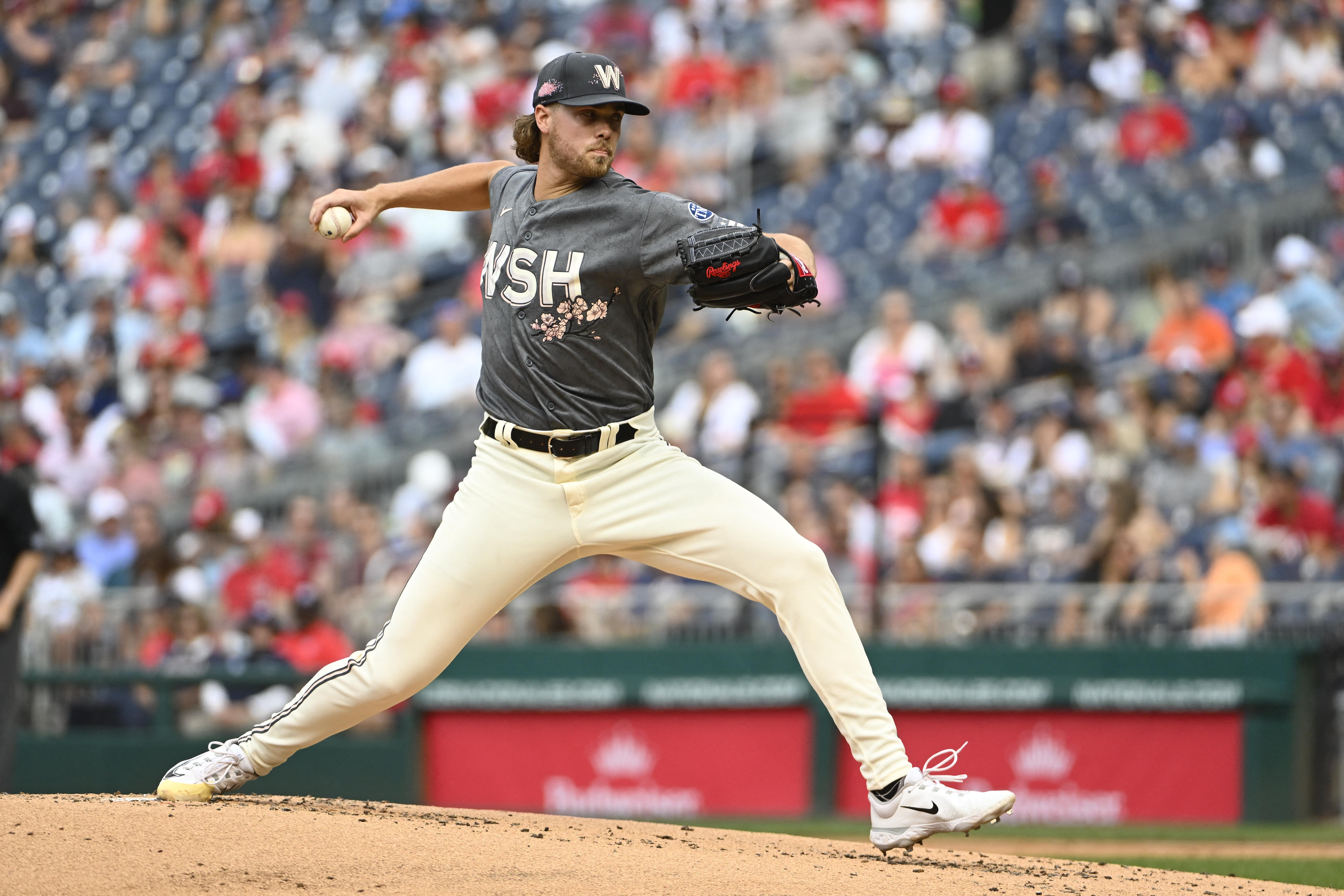 Ramirez leads Marlins to wet win over Nationals