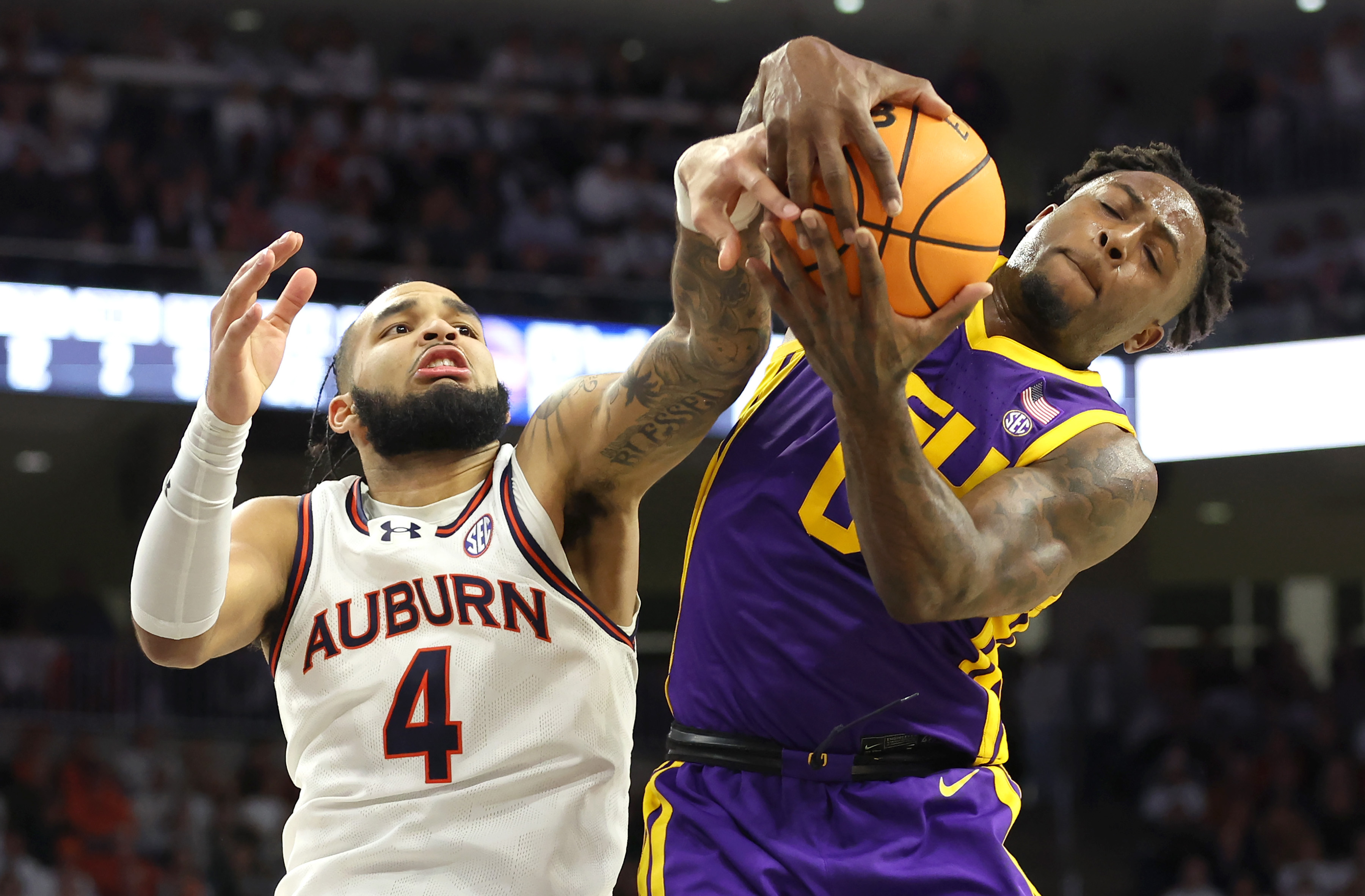 No. 16 Auburn Defeats LSU For Ninth Straight Win | Reuters