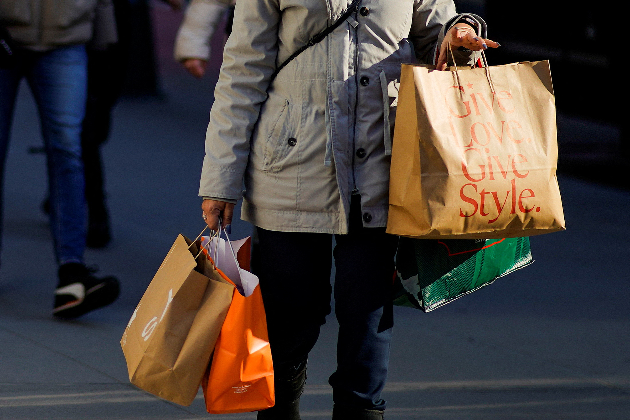 US consumer confidence falls to 9-month low in April | Reuters