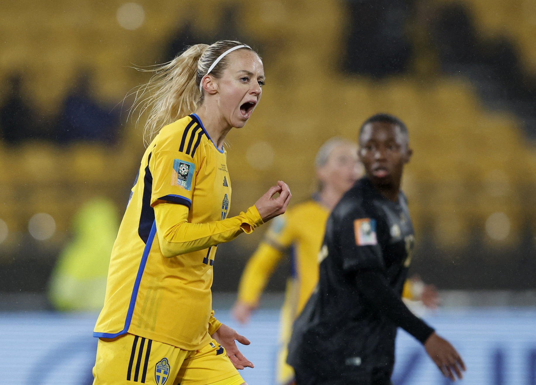 Sweden steal 2-1 win over South Africa in World Cup opener
