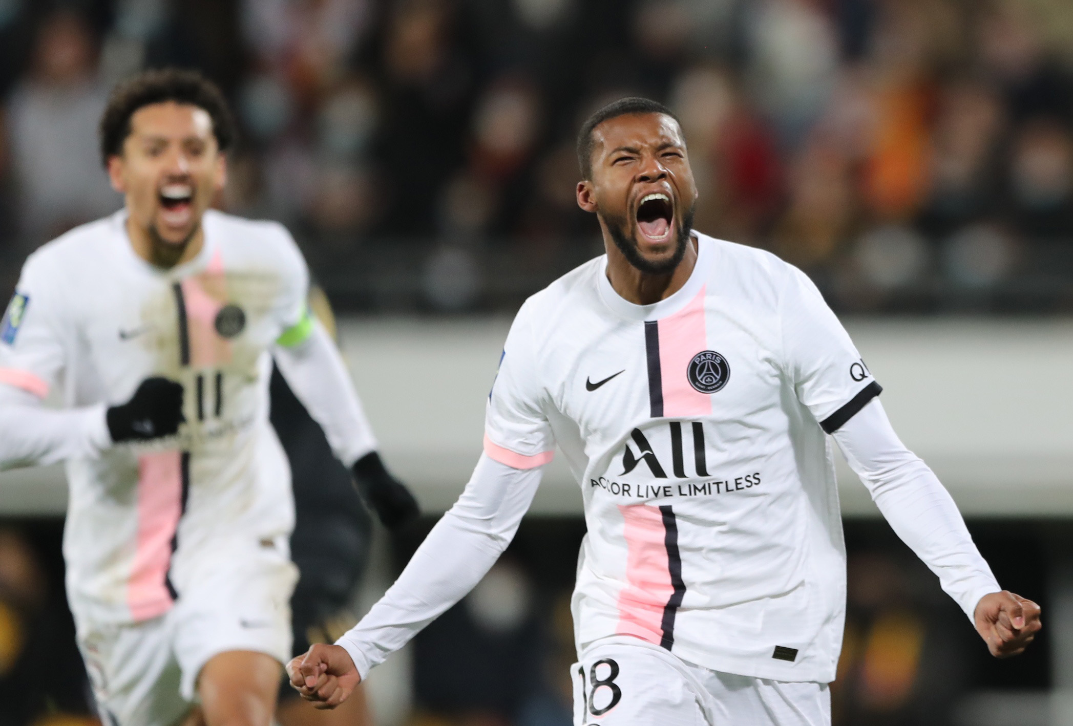 Wijnaldum salvages draw for Ligue 1 leaders PSG at RC Lens - Reuters