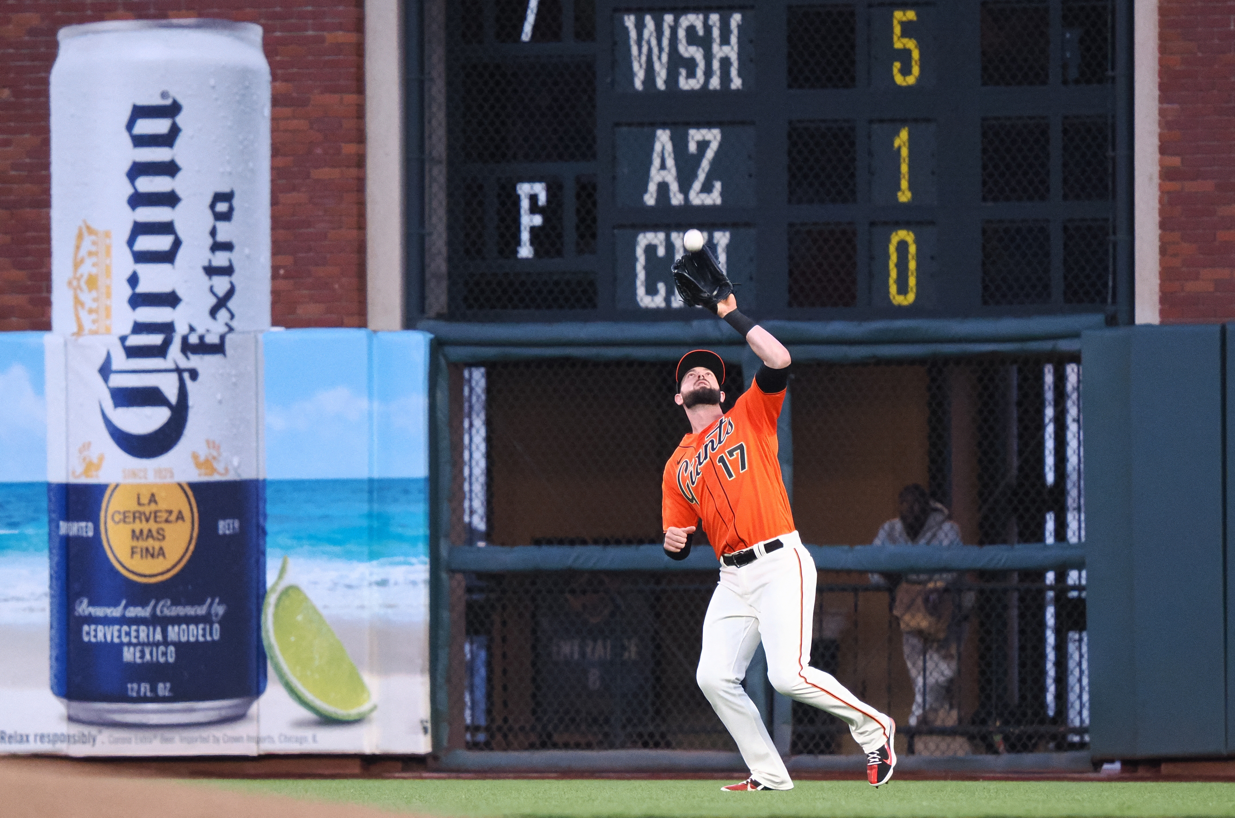 Wilmer Flores draws bases-loaded walk for go-ahead run, Giants come back  twice to beat Rockies 9-8