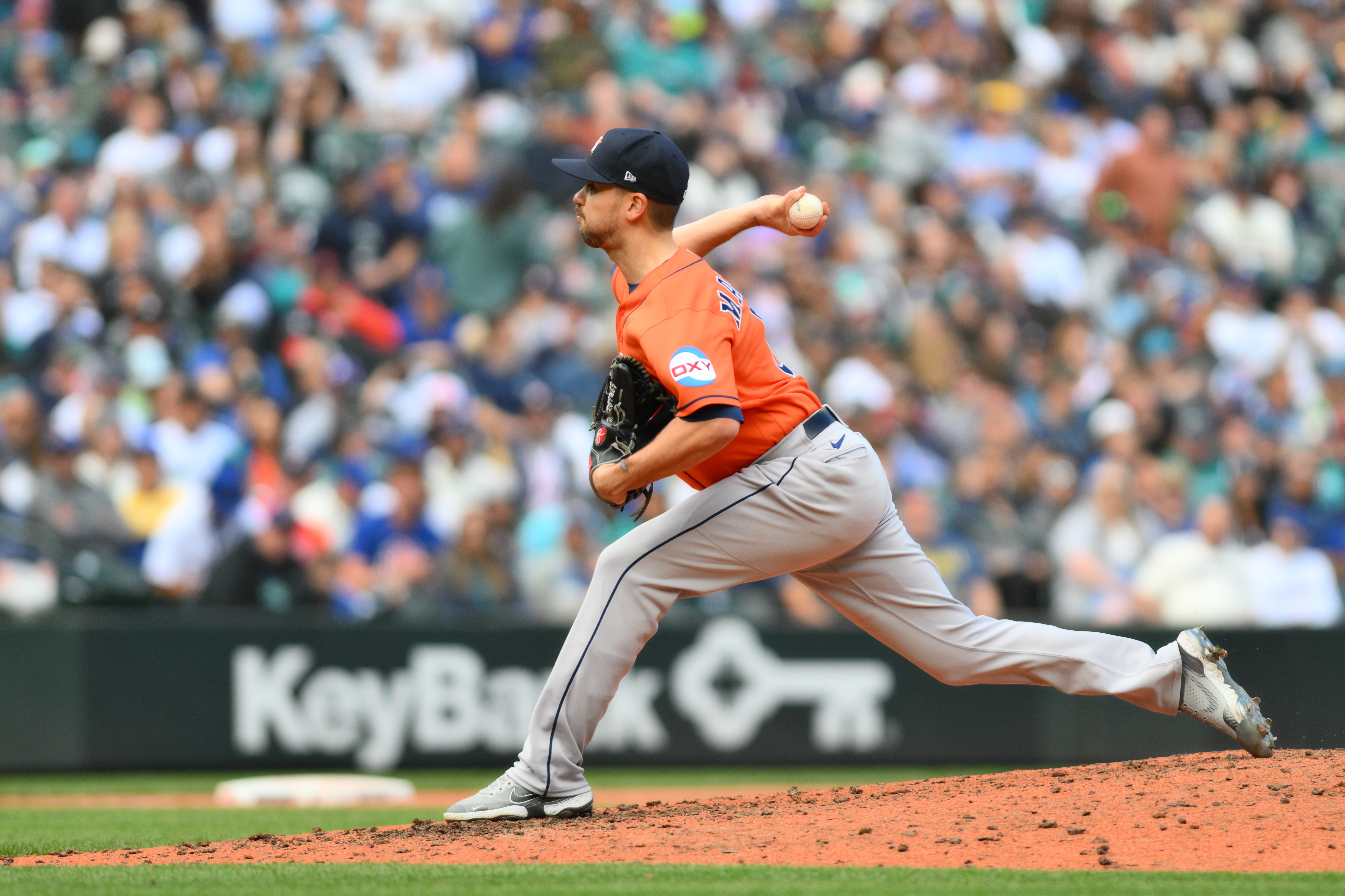 Rookie Bryce Miller pitches Mariners past Astros