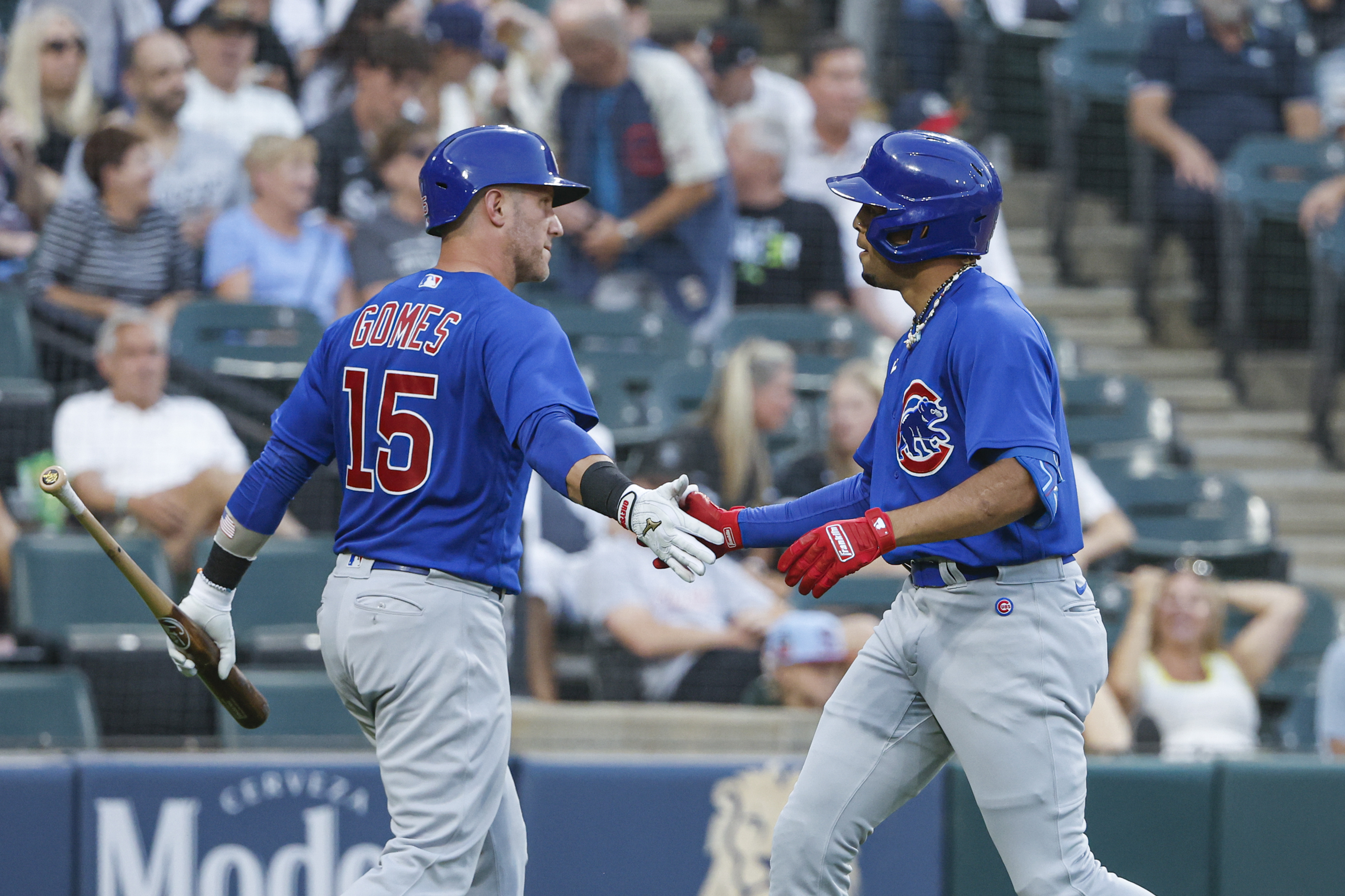 Dansby Swanson homers twice as Cubs top White Sox