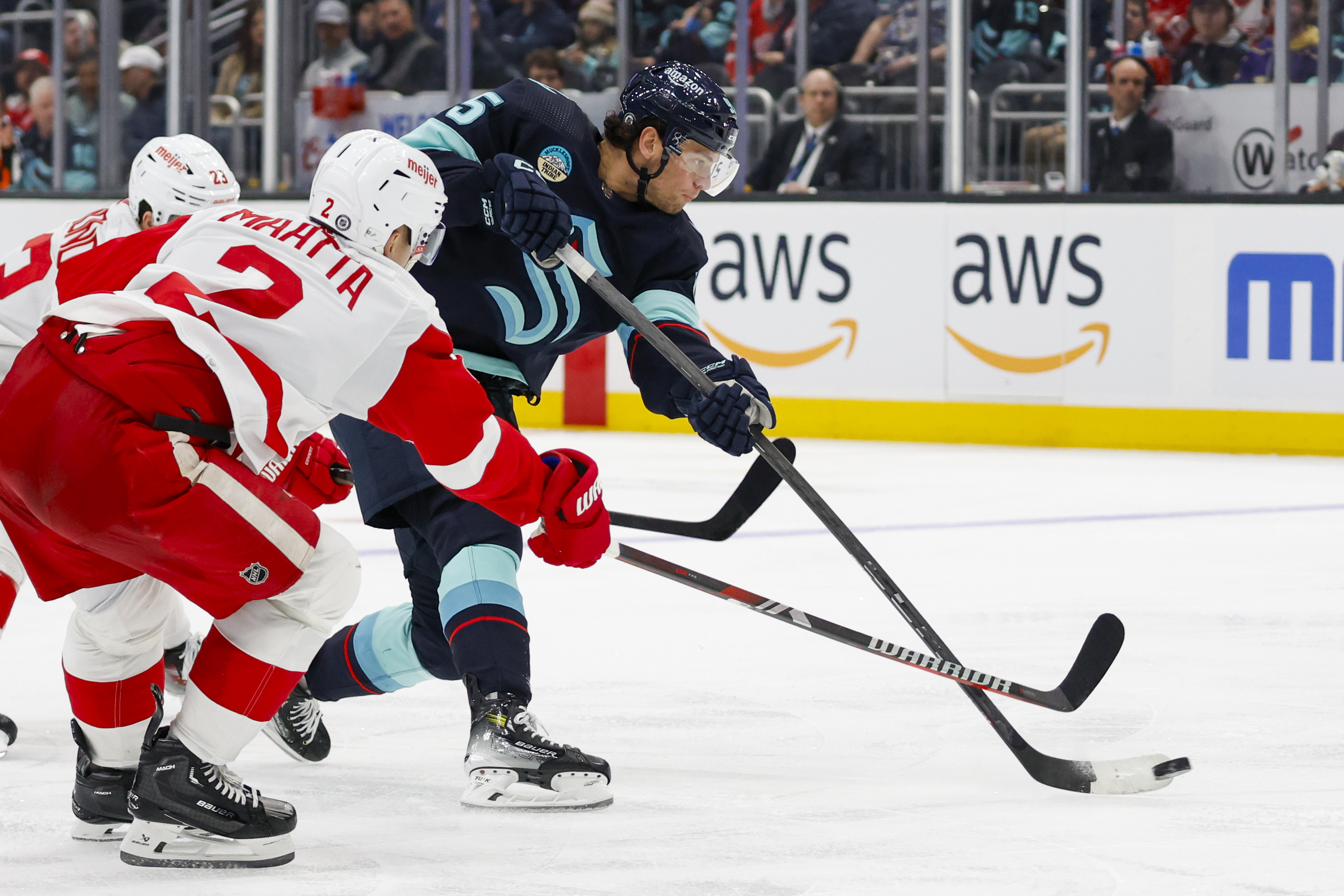 Ben Chiarot, Red Wings overcome Kraken in OT | Reuters 