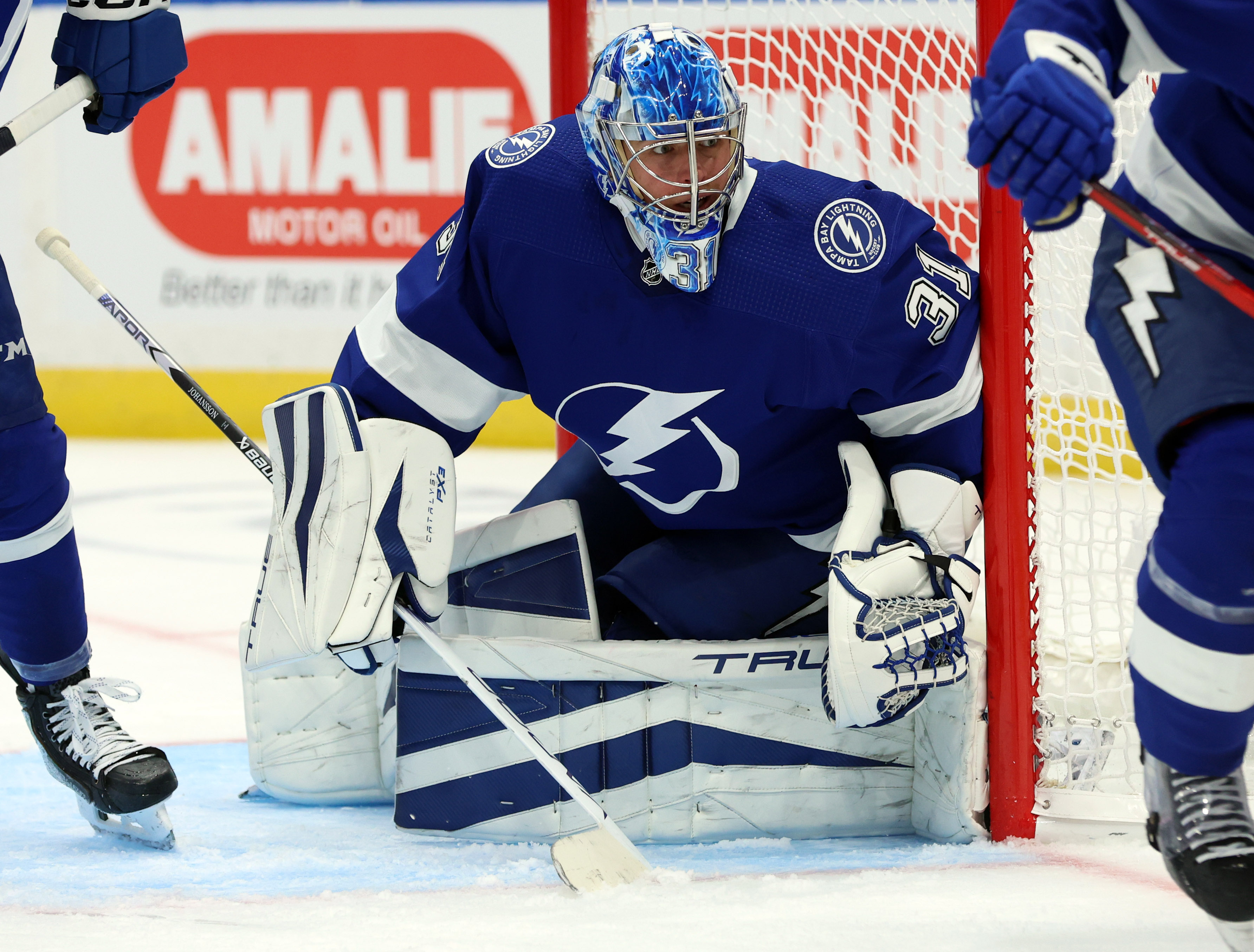 Lightning Open NHL Season With Back-and-forth Win Over Preds | Reuters