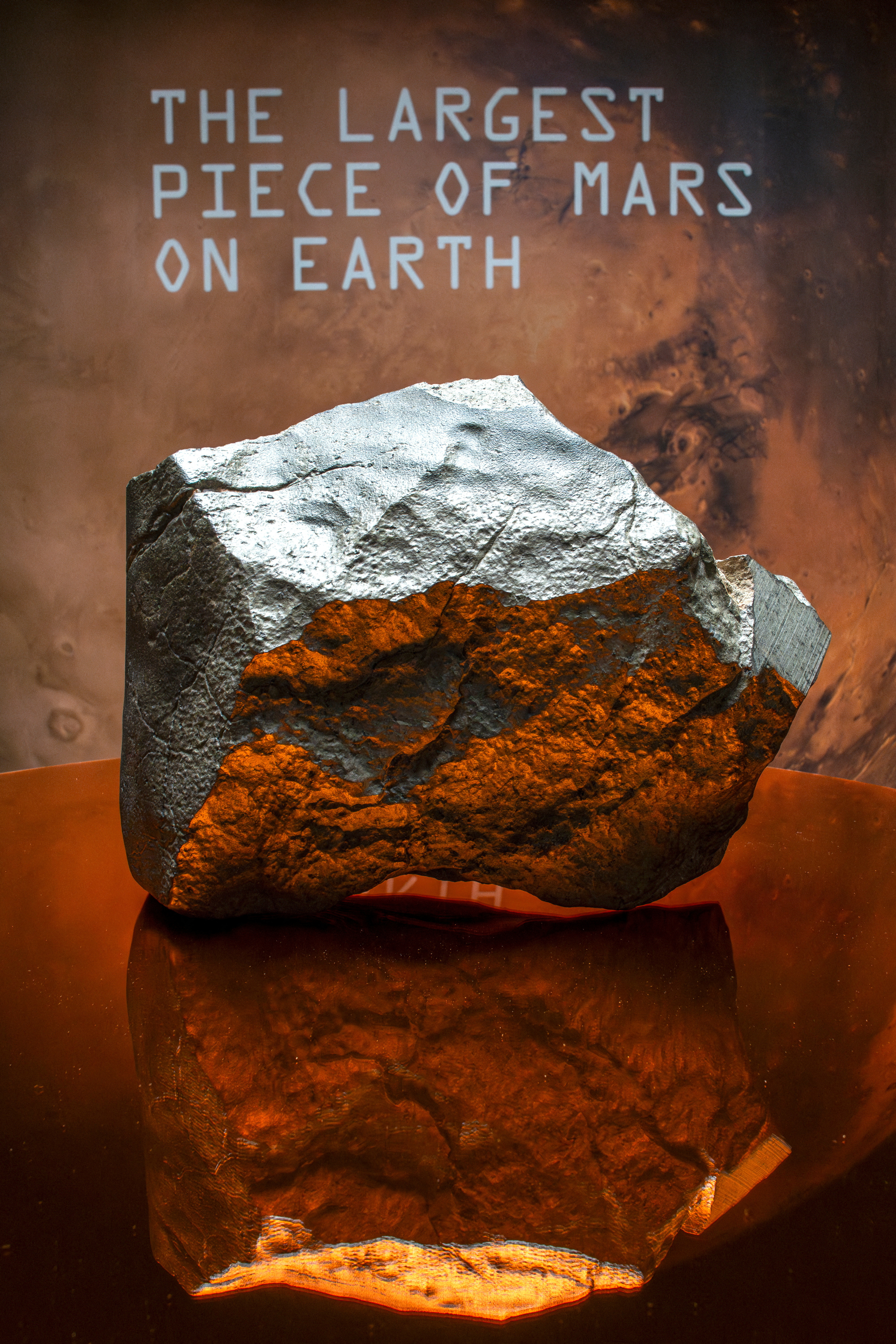 Martian meteorite sells for record $5.3 million at Sotheby's | Reuters